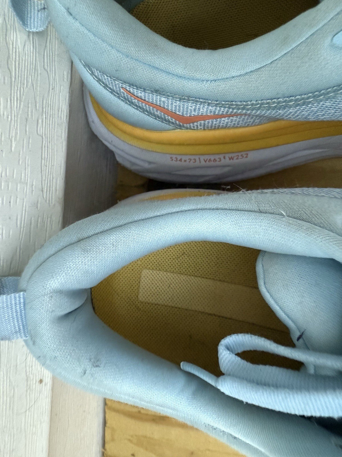 Hoka One One Shoes Womens Size 9.5B Bondi 8 Summer Song Country Air Mesh Running