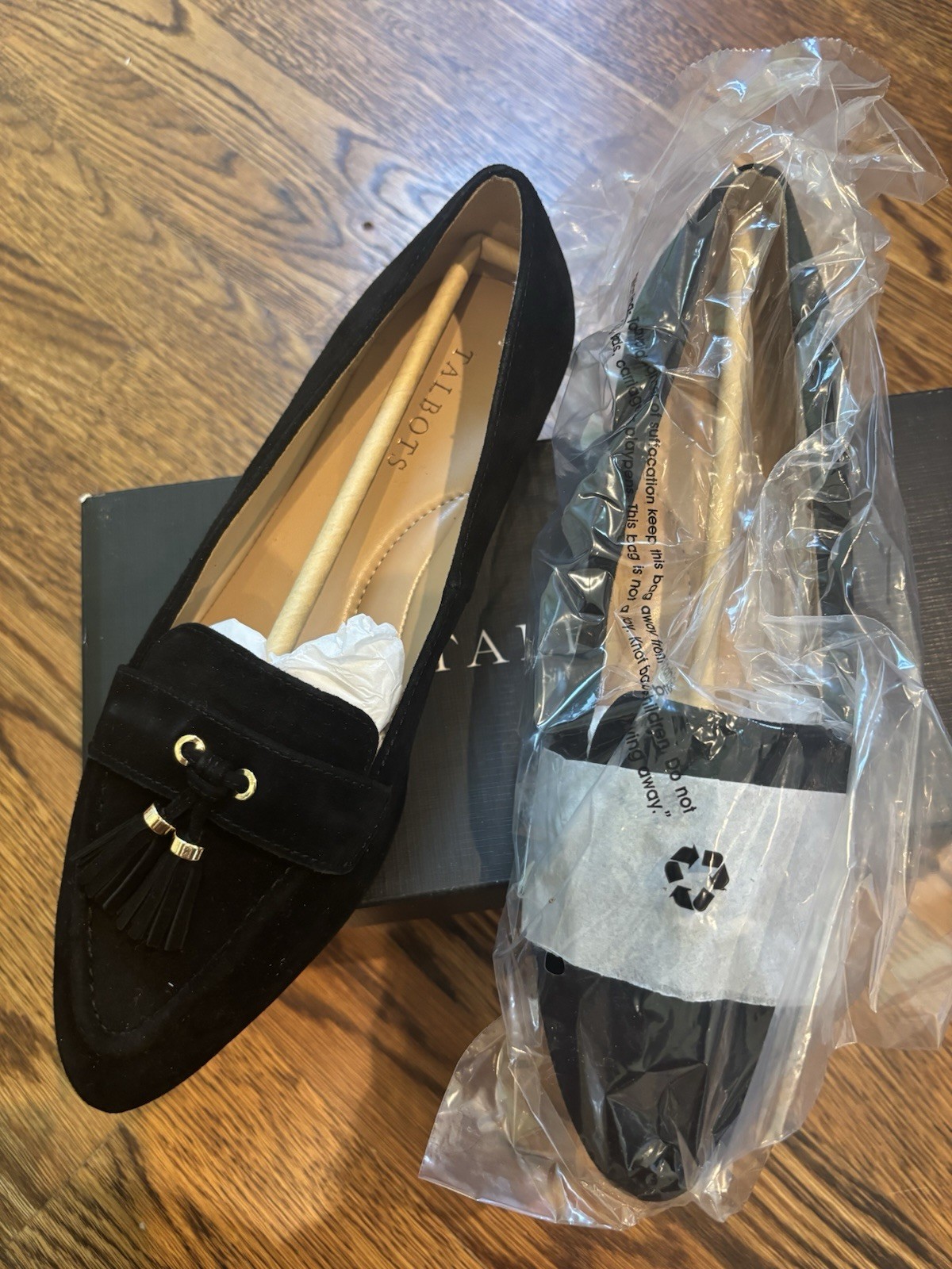 Talbots Black Francesca Tassel Loafer Flats Size 9 BNIB