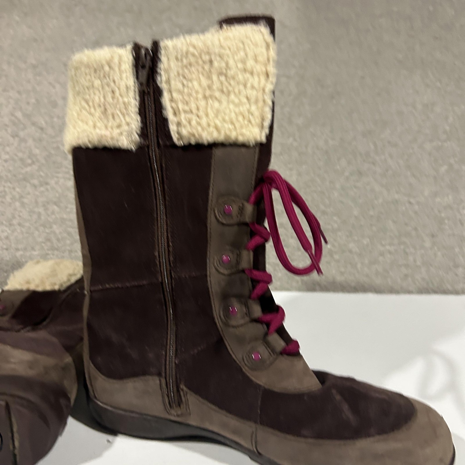 Clarks Arlina Sky Boots Womens AU 6 EU 37 Brown Suede Fur Gore Tex Snow Winter