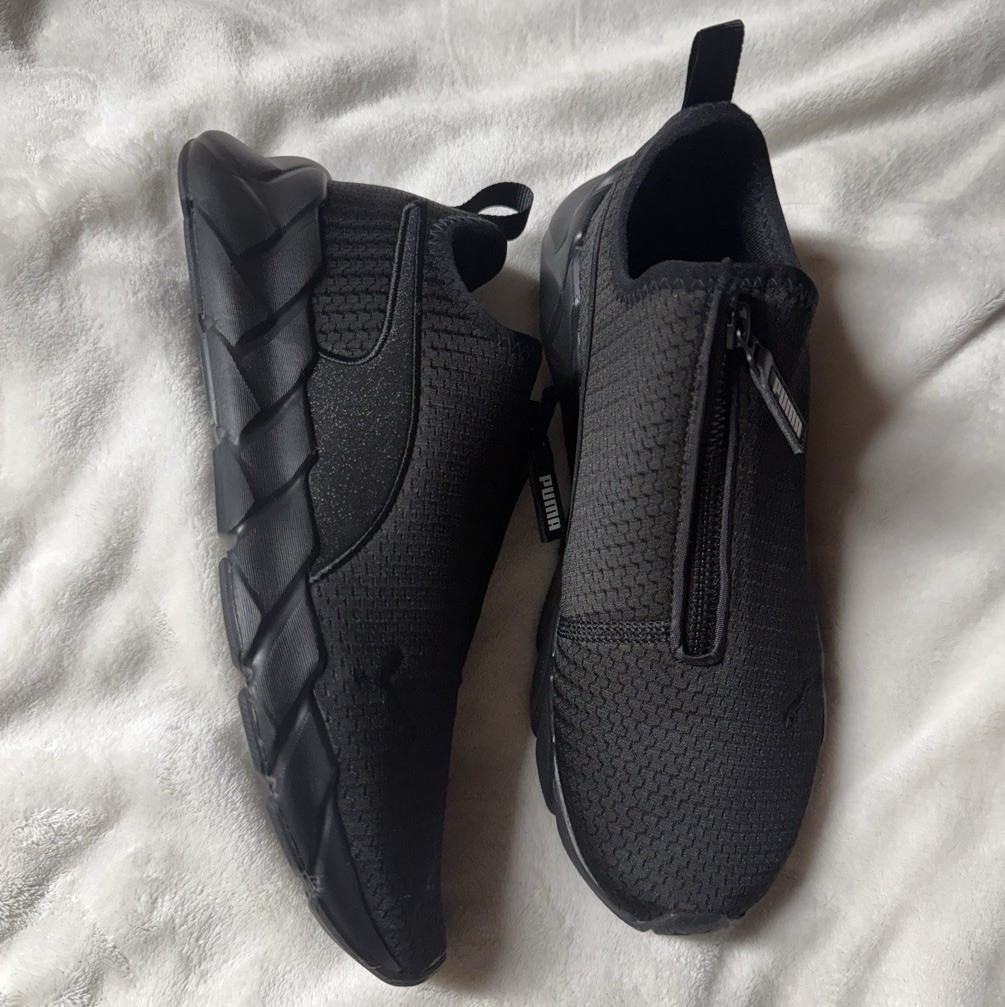 PUMA Weave Zip Wn’s Sneaker Women’s Black Low Top Solid Logo Zipper