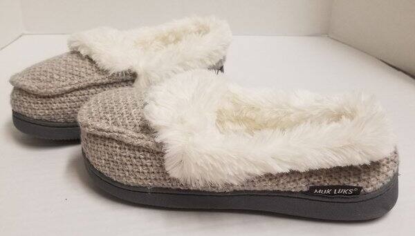 NEW Muk Luks Womens Anais Moccasin Slippers SM 5-6