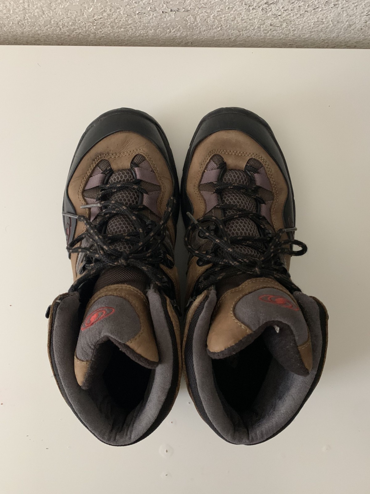 Rare Vintage Salomon Y2K 2000 00s Contagrip Boots in Tan Leather/Nubuck Size 10