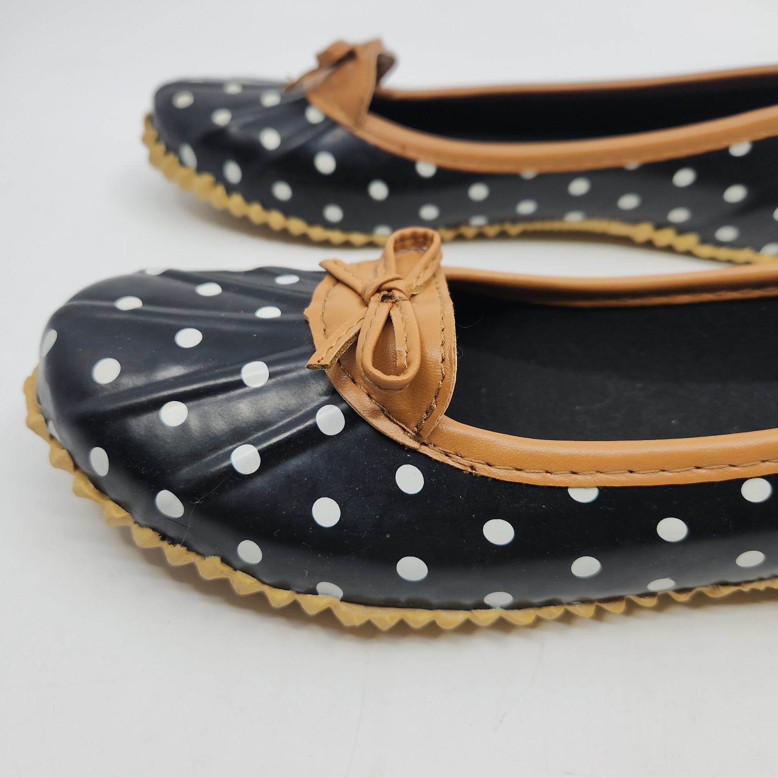 London Fog Womens Navy Webster Water-Resistant Shoes Size 8M Ballet Rain Flats