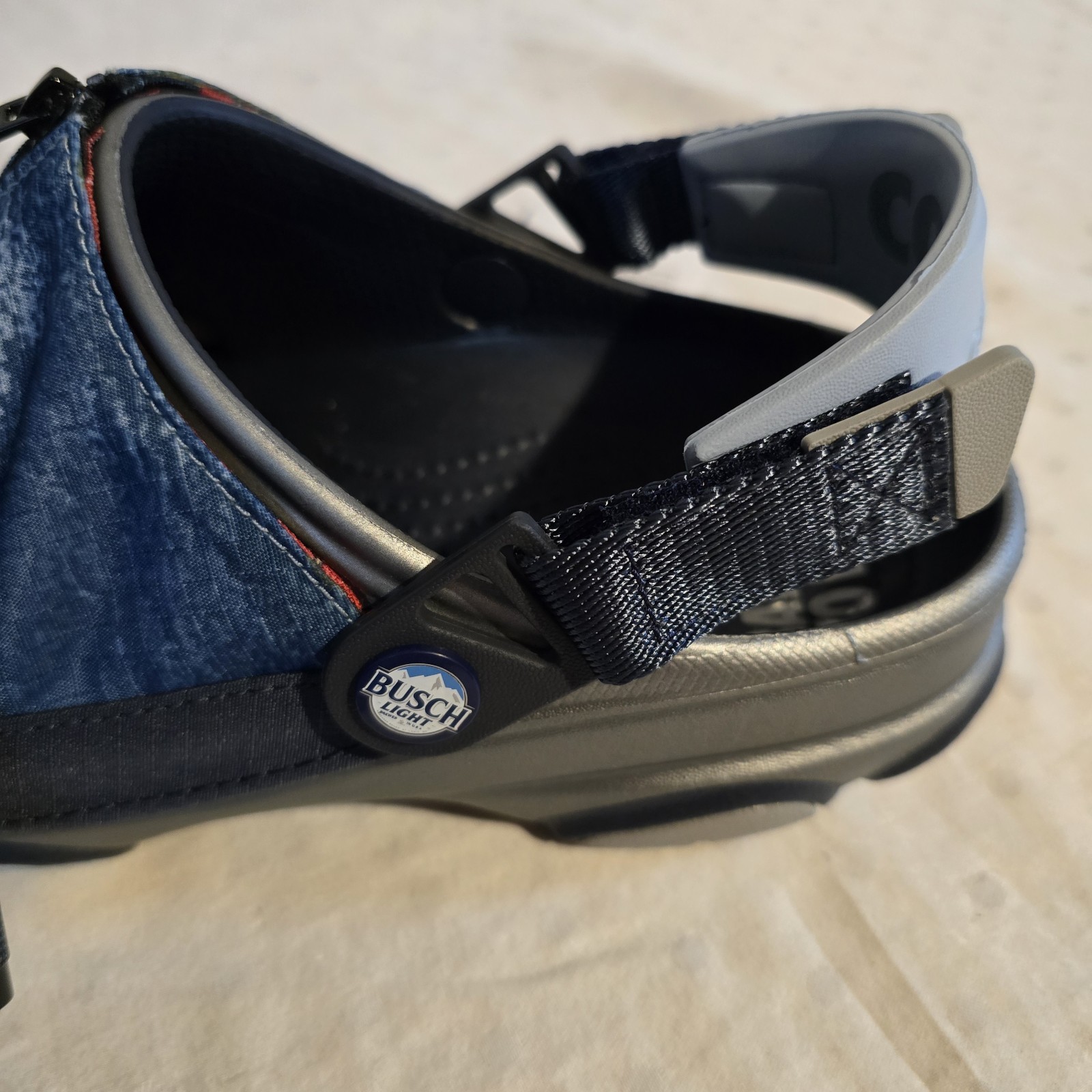 Busch Light Crocs All Terrain Clogs NWT Women’s 7 Men’s 5 Mountain Print…