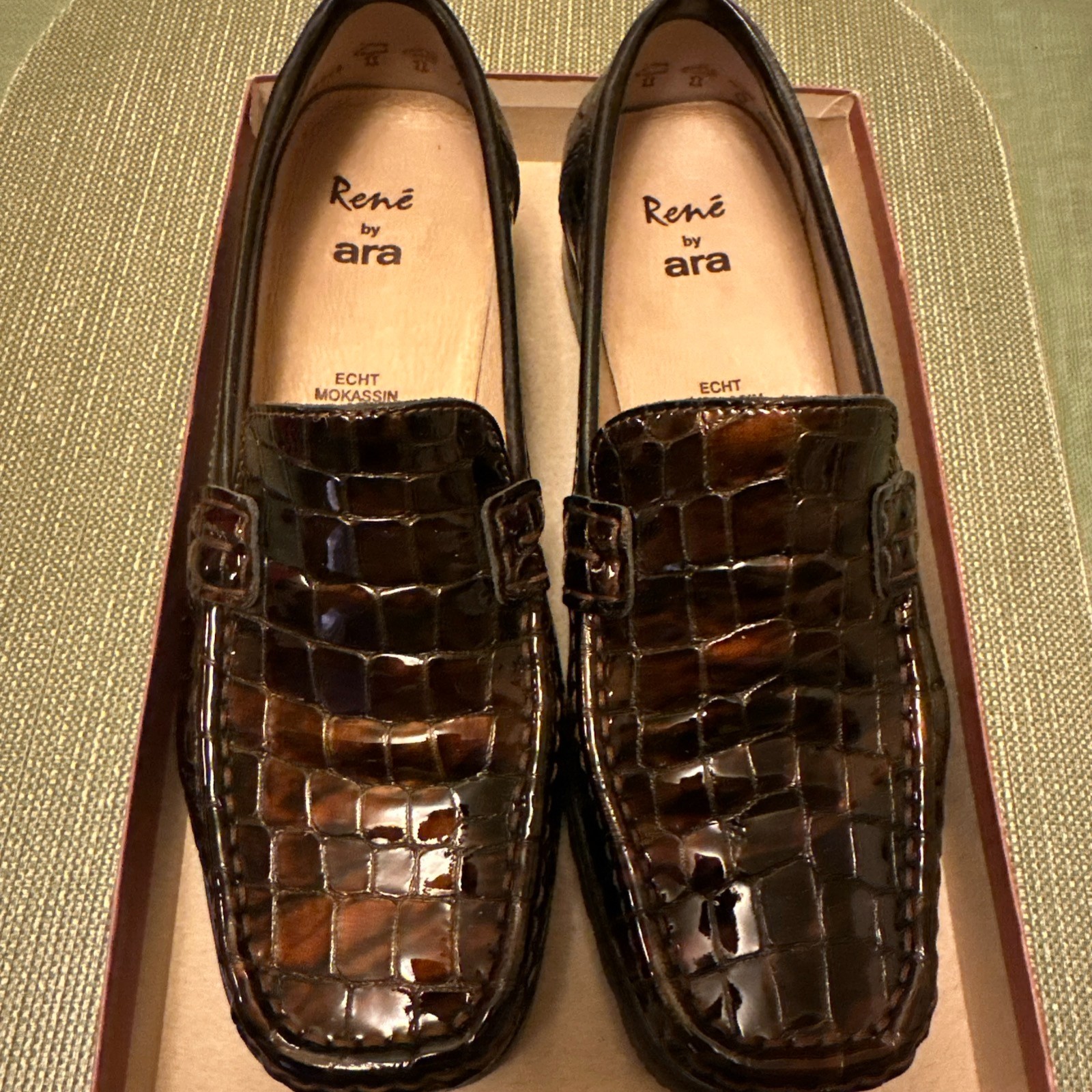 Rene by ARA Slip on Moccasins Leather Loafers, Size 3.6 G UK, 6 US Women