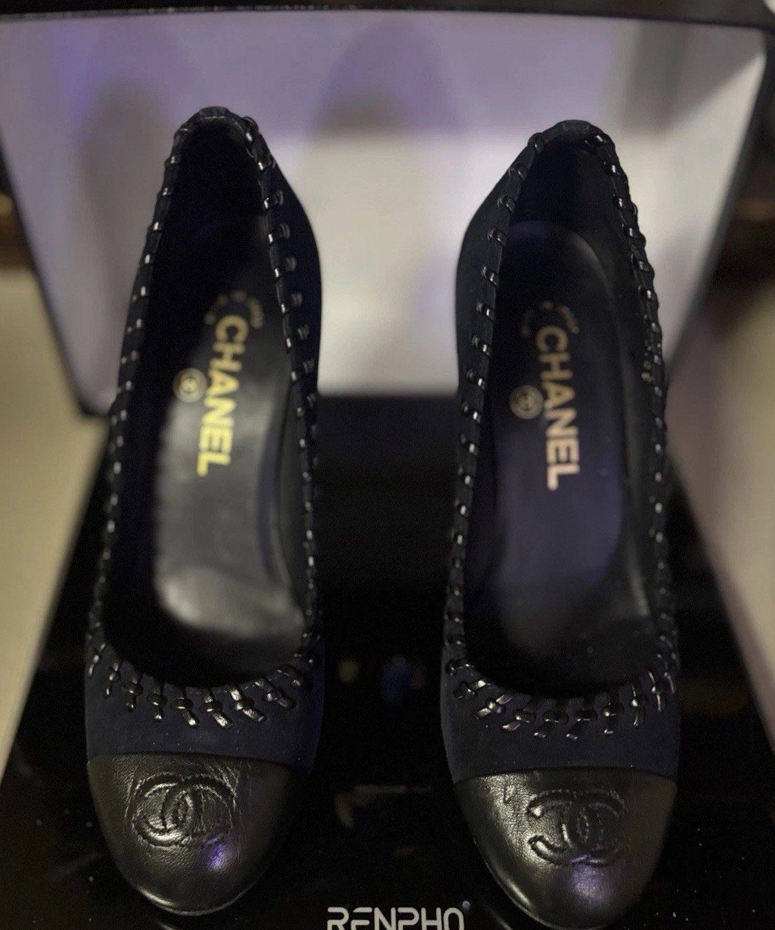 CHANEL Suede Pumps Leather CC Logo Size 37 Rare Beautiful