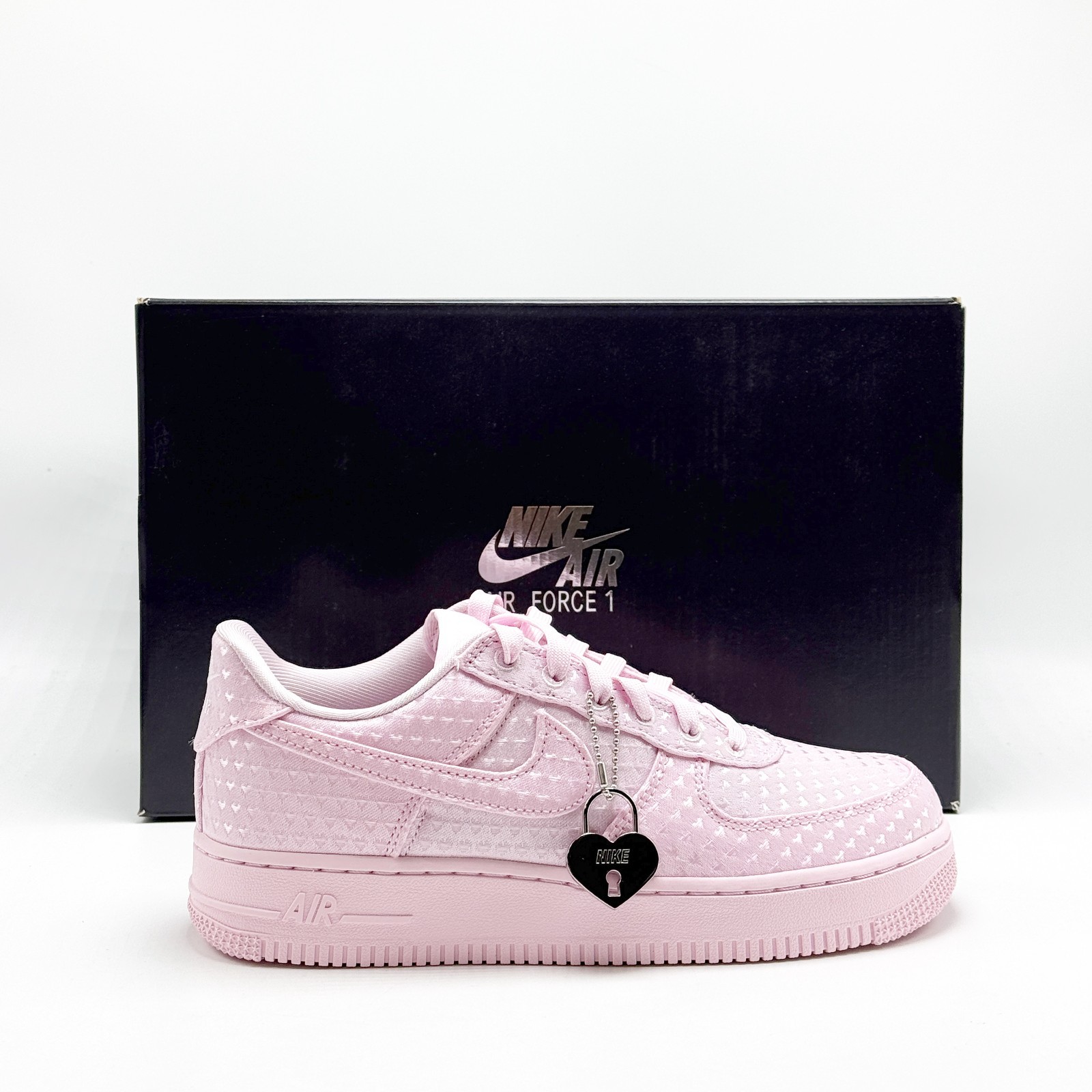 NEW* Women Nike Air Force 1 ’07 SE «Valentine’s Day» PINK FOAM (IQ9965-601) 👍