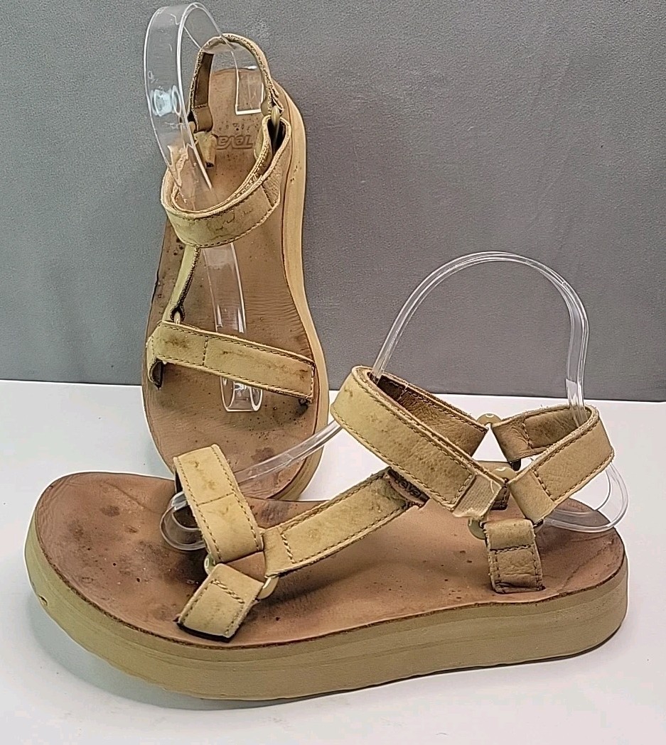 Teva Leather Midform Universal Tan Strappy Sandals Comfort Hiking Womens Size 9
