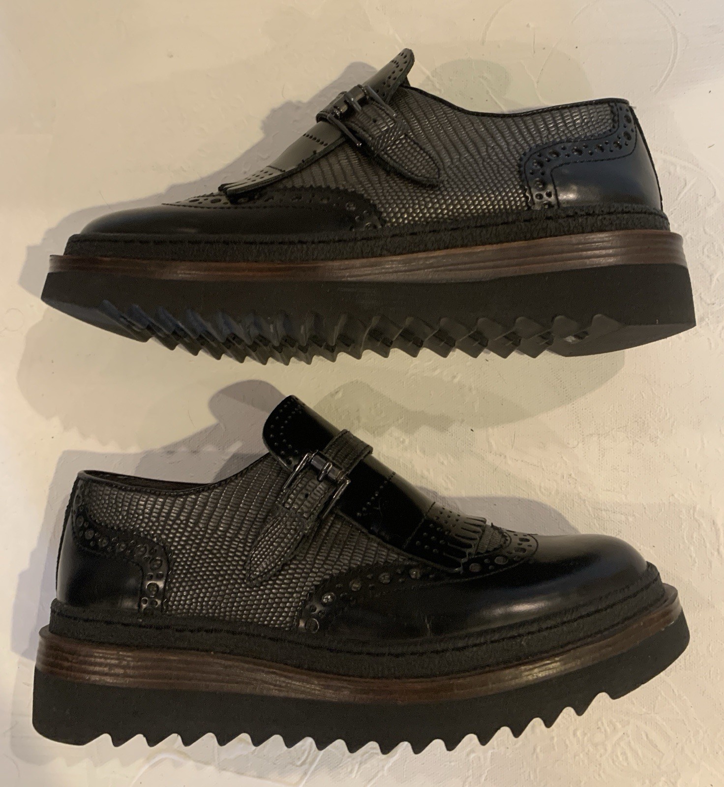 Elvio Zanon Women’s Black Leather Brogue Buckle Comfort Loafer Flats 36, size 6