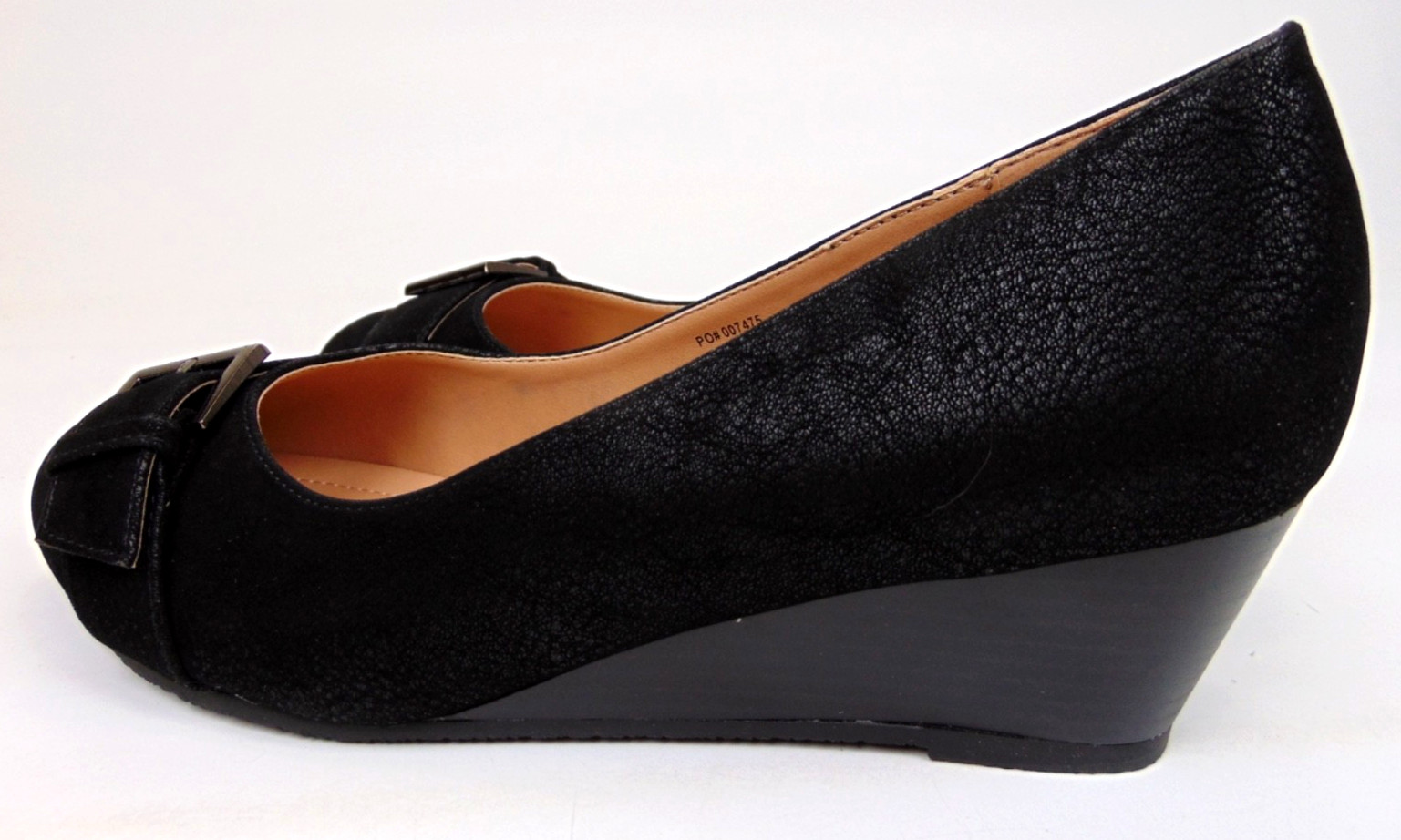 Journee Collection Women’s Graysn Wedge Heel Pumps Size 8.0 WIDE, Black Shoes