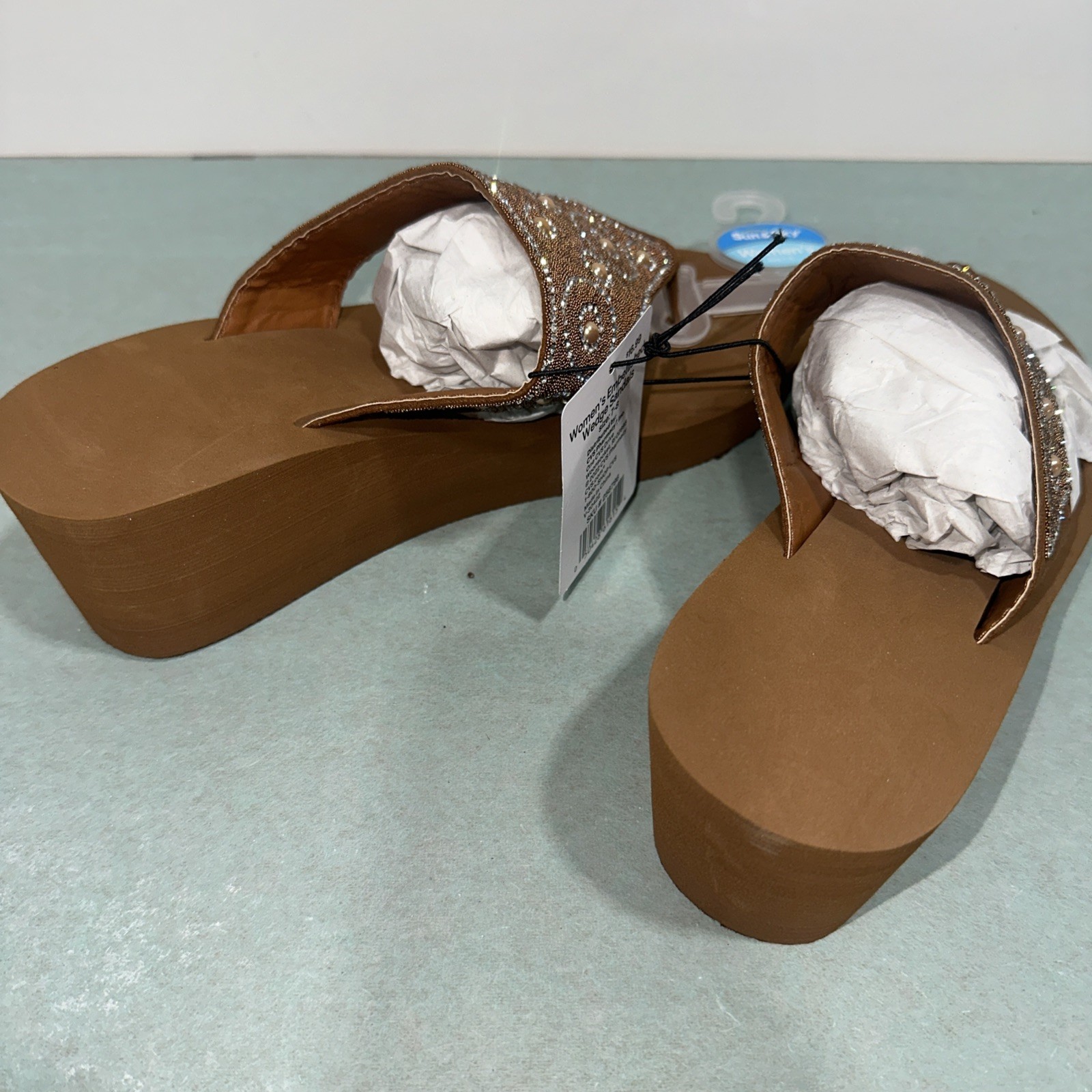 Sun & Sky Women’s 7-8 Brown Embellished Wedge Thong Sandals NWT