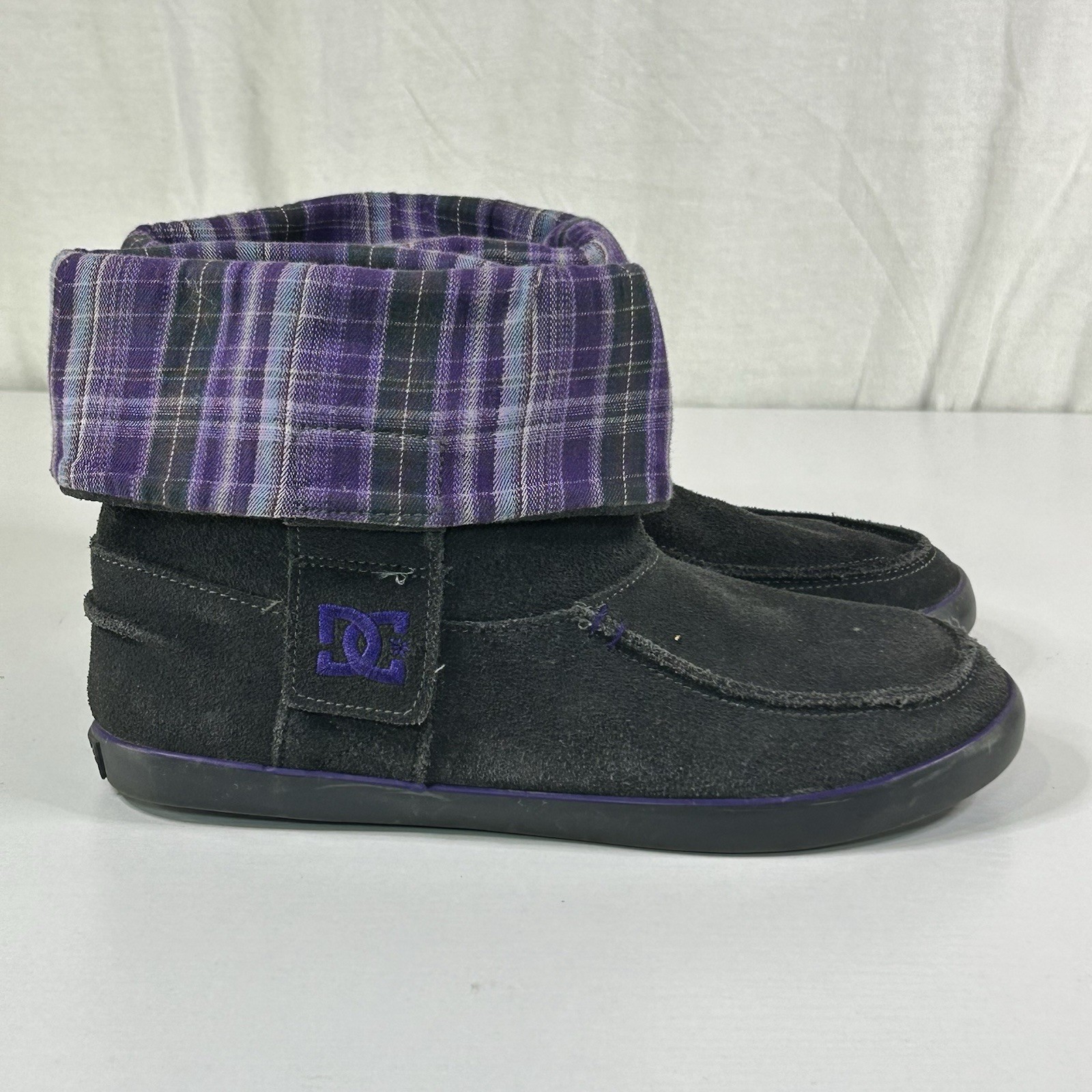 DC Shoes Gray Suede Purple Plaid Skateboarding Bootie Women’s Twilight Size 7