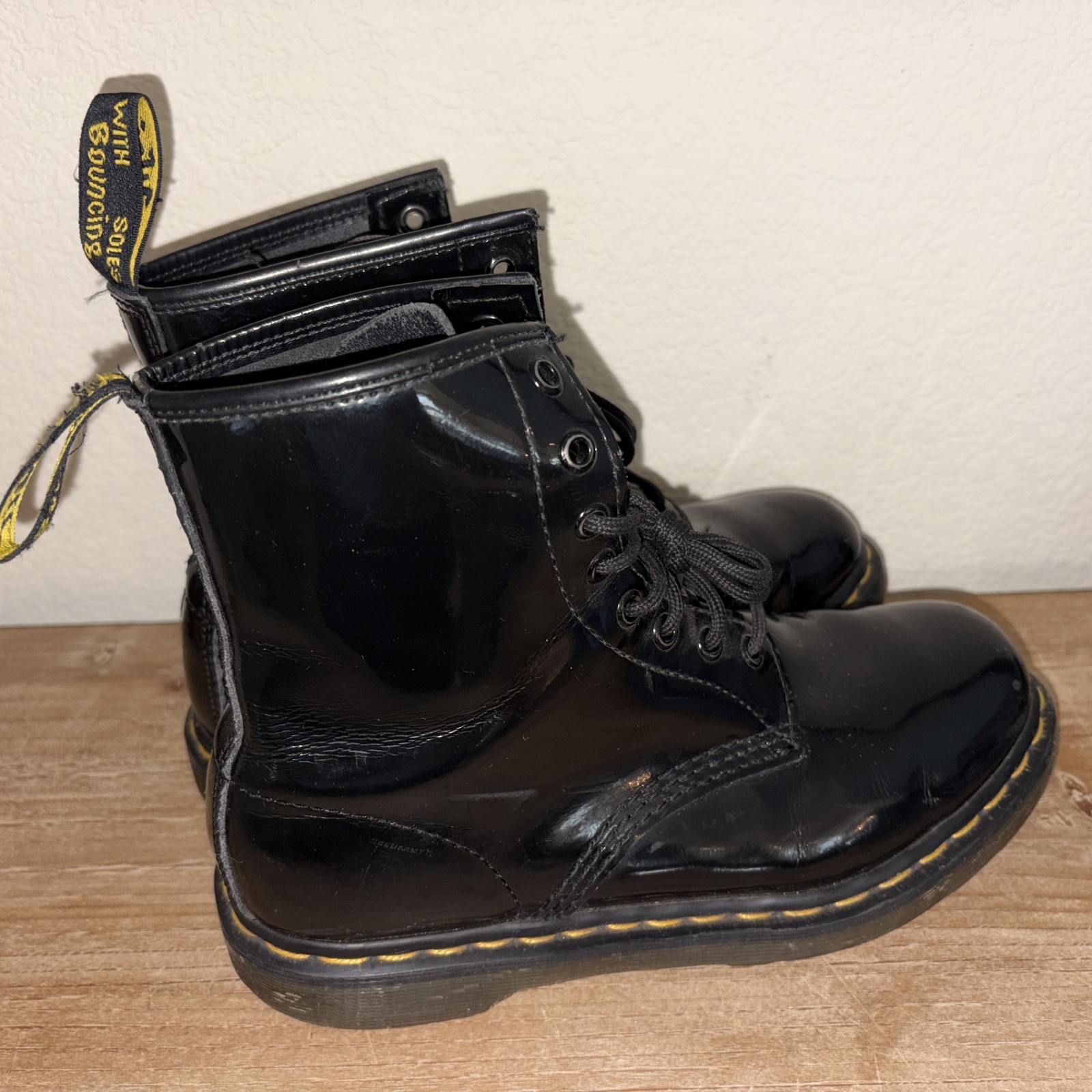 Dr. Martens Shiny Black Patent Leather Combat Boot 1460 Women’s Size 8