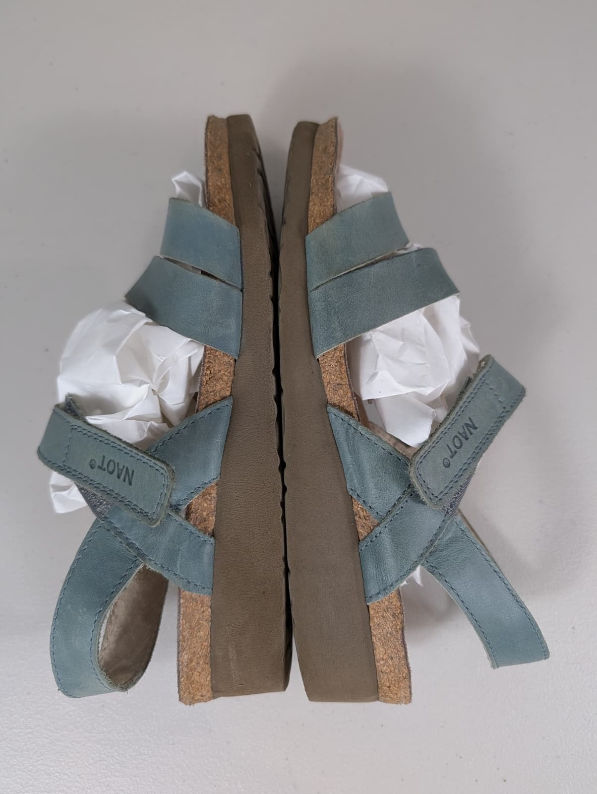 Naot Women’s Kayla green leather sandals size 8