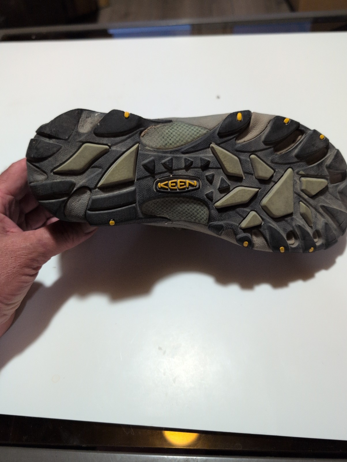 Keen Voyager Vented Hiking Shoes Women’s Brown Leather Trail – US 8.5