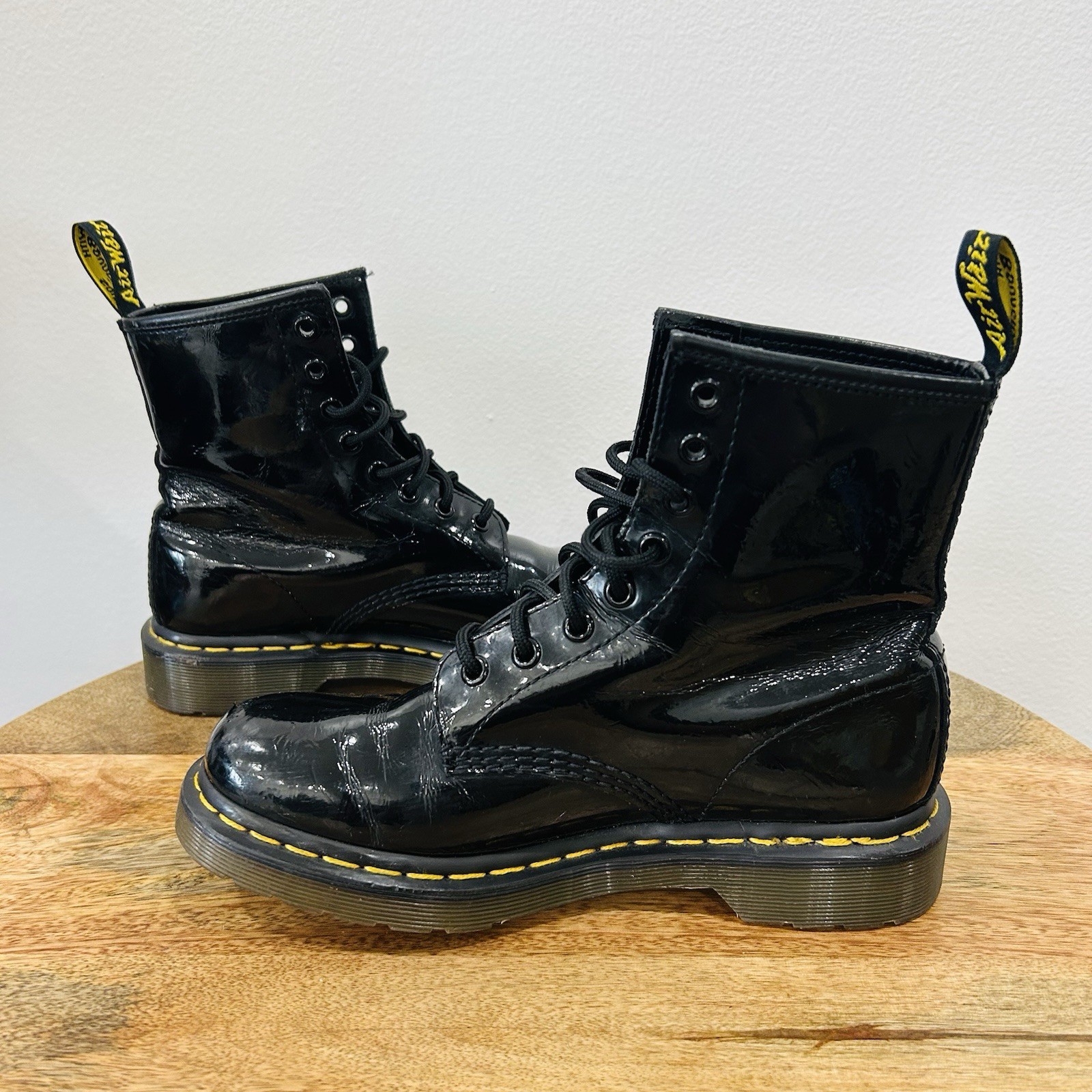 Dr Martens 1460W Boots Womens Size 7 Black Patent Lamper Leather Grunge Combat
