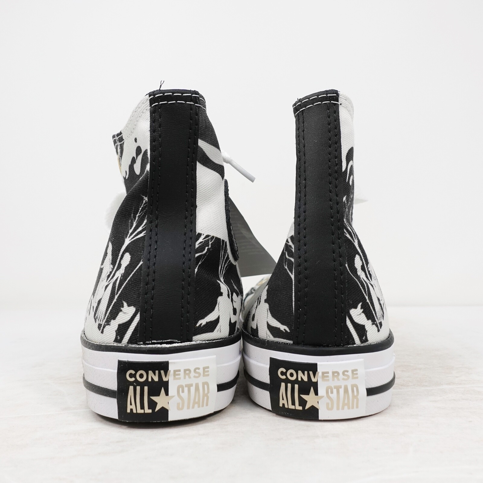 Converse CTAS HI Disney Frozen II Black White 167358C Size Mens 4 Womens 6
