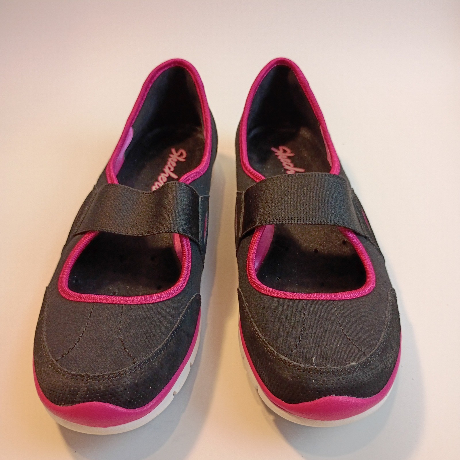 Skechers Womens Mary Jane Sneakers Black Pink Slip On Walking Shoes 7.5