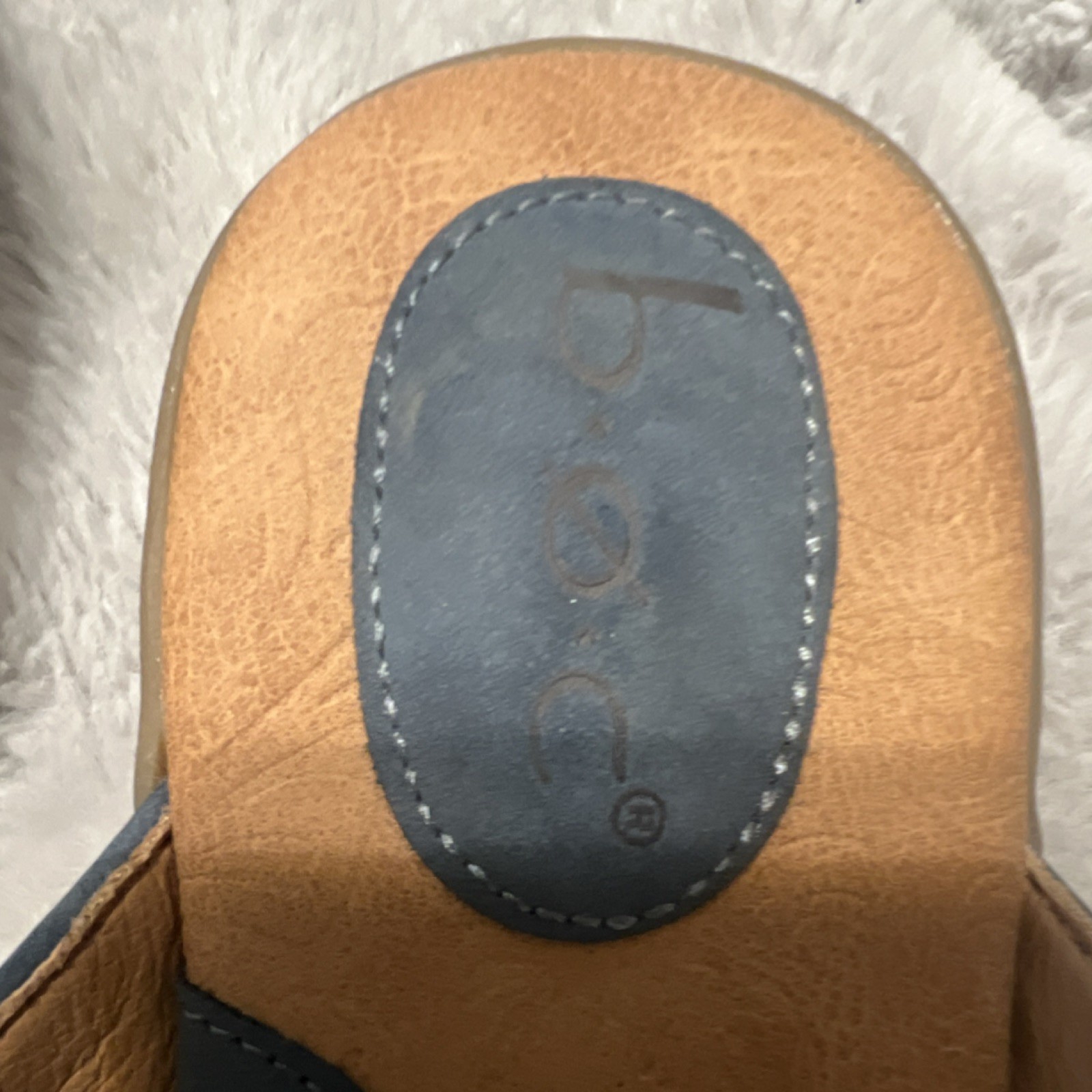 b.o.c. Thong Sandals Comfort Blue Tan Slip On Man Made Synthetic US 10 Women