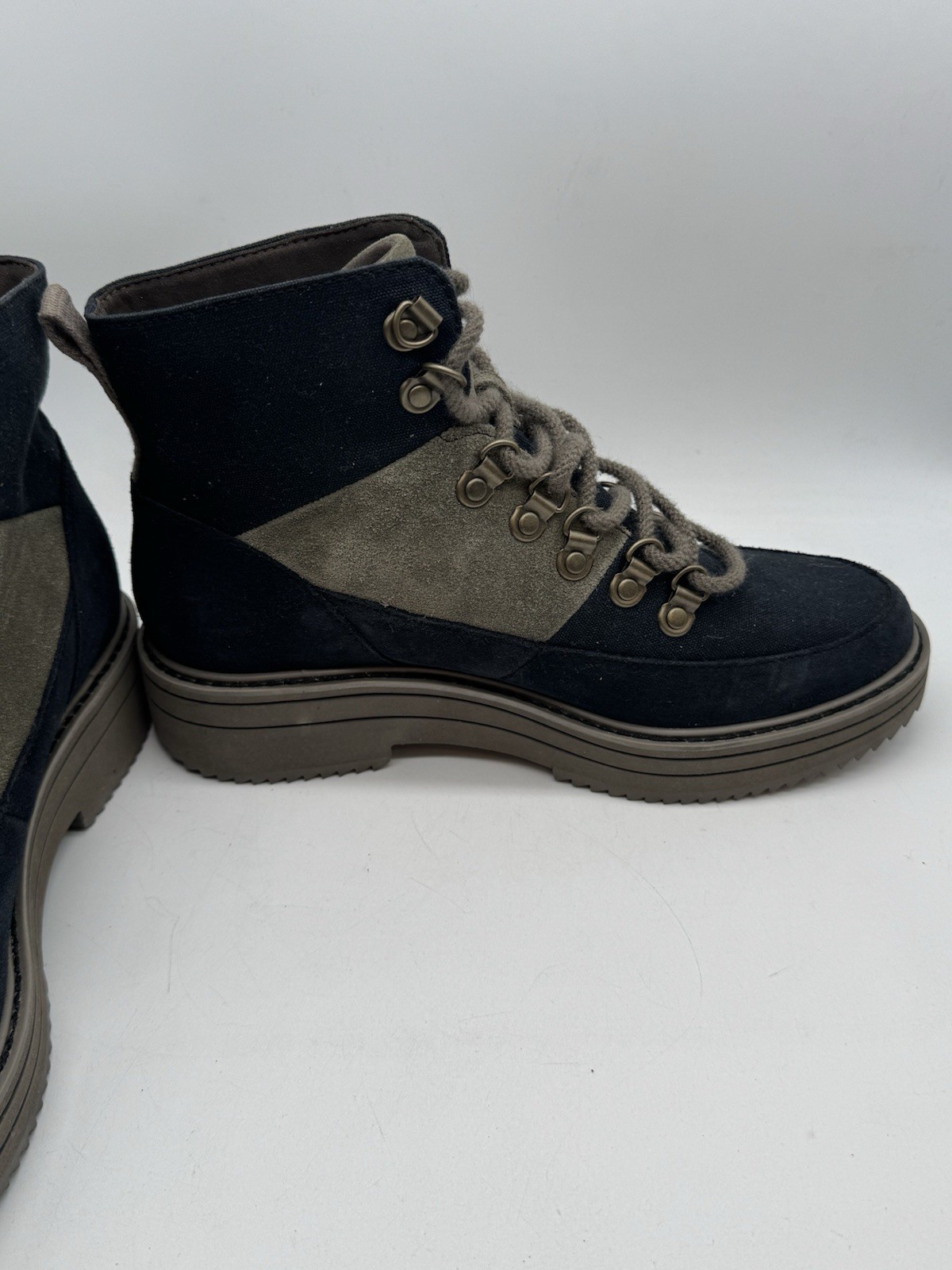 Teva Midform Patchwork Lace Up Boots Women’s US 9.5 Water Resistant NEW Canvas