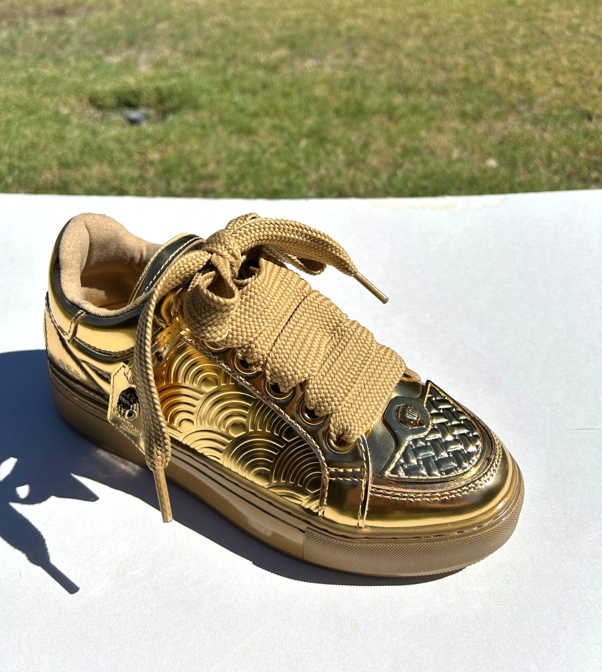 Kurt Geiger London Southbank Tag Platform Sneakers Sz 7.5 EUR 38 Gold $260 NEW