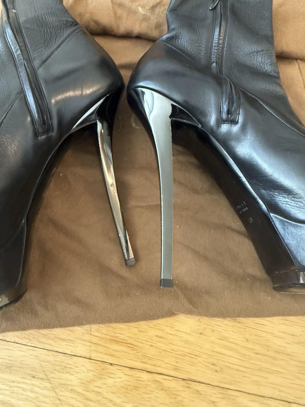 Tom Ford Era GUCCI Ankle Boots Peep Toe Stiletto Platform Black Leather Sz 40