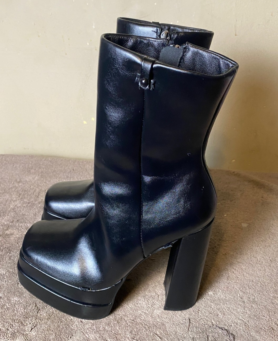 KILLSTAR Gloomed and Doomed boots Woman’s SZ 8 (No chains)
