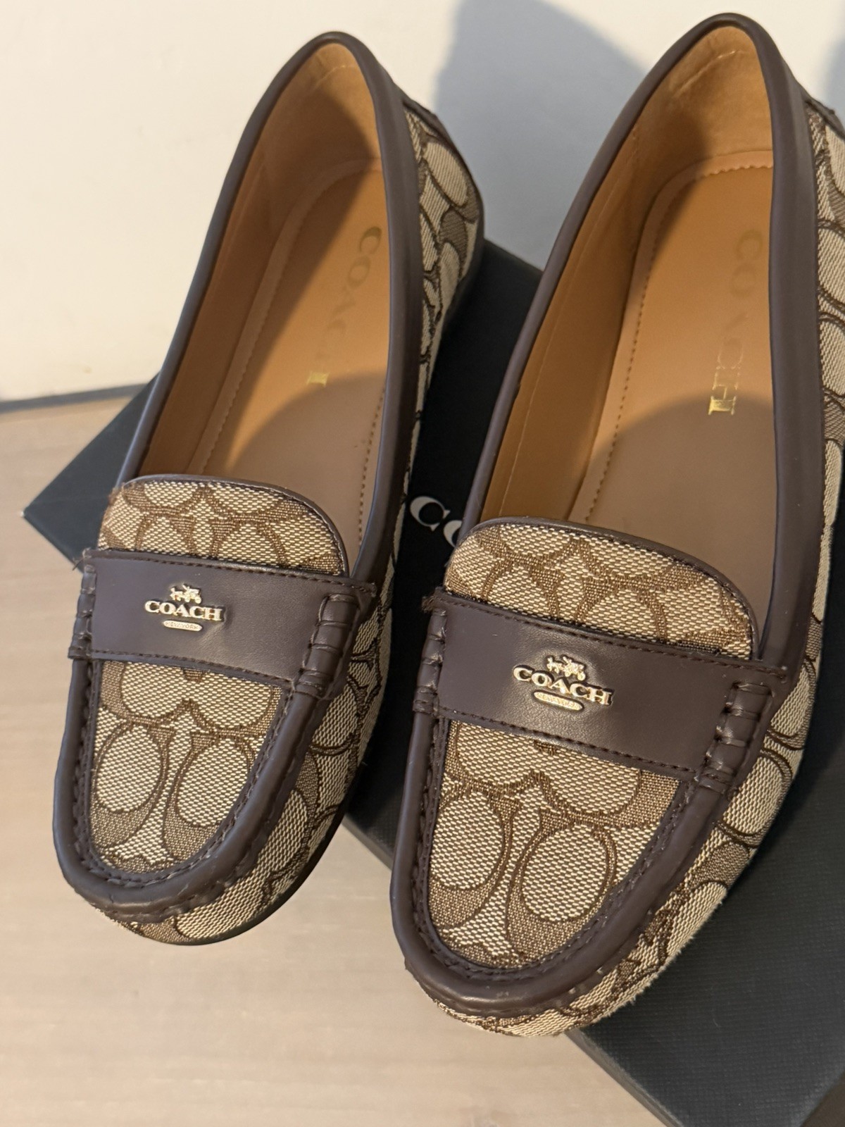 Coach Marley Canvas Brown Signature Leather Jacquard Loafer Size 7 B 37.5