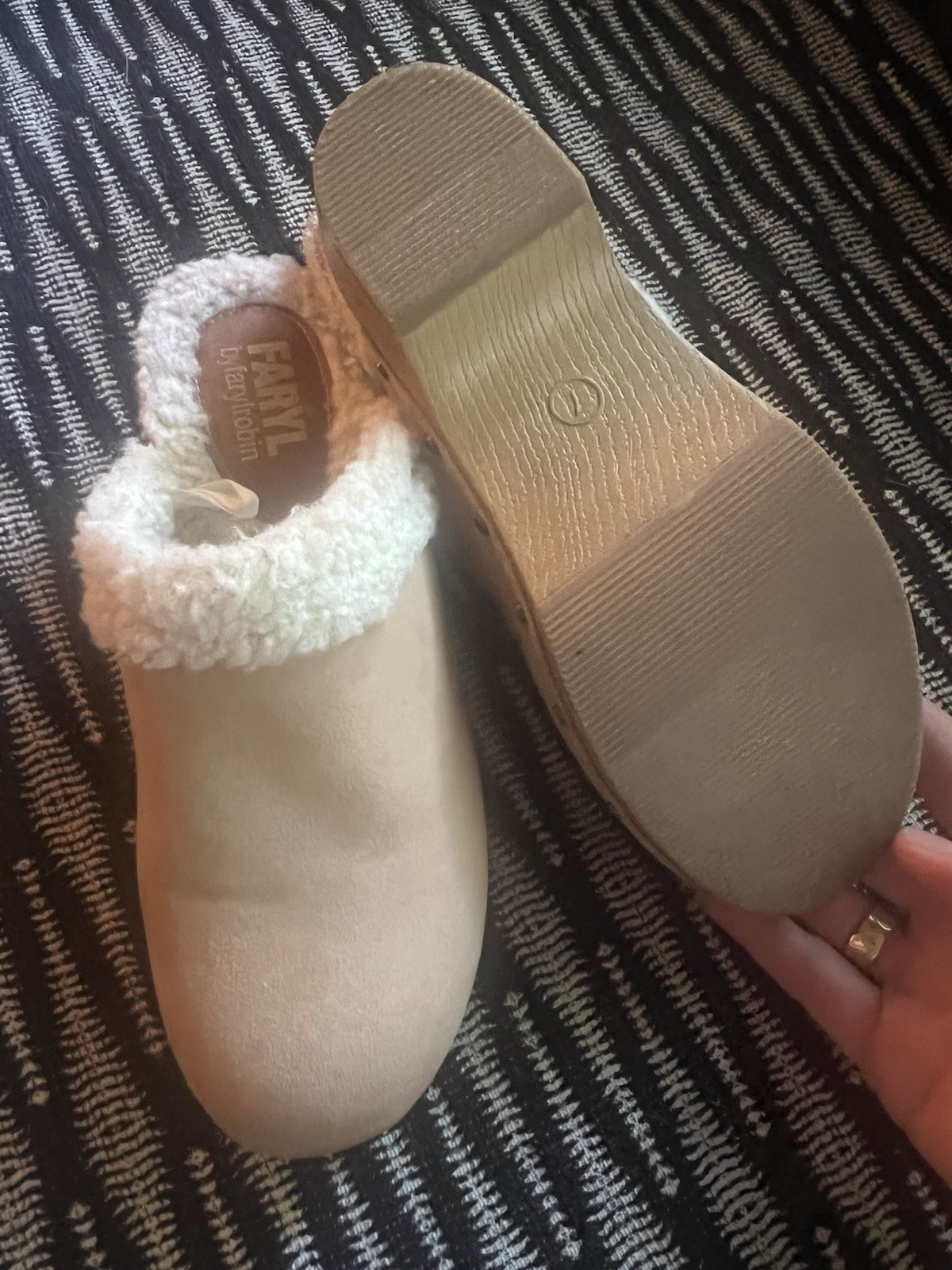 Faryl Robbin Faux Suede Sherpa Lined Clogs Size 7 Tan Vegan Slip On Studded Shoe