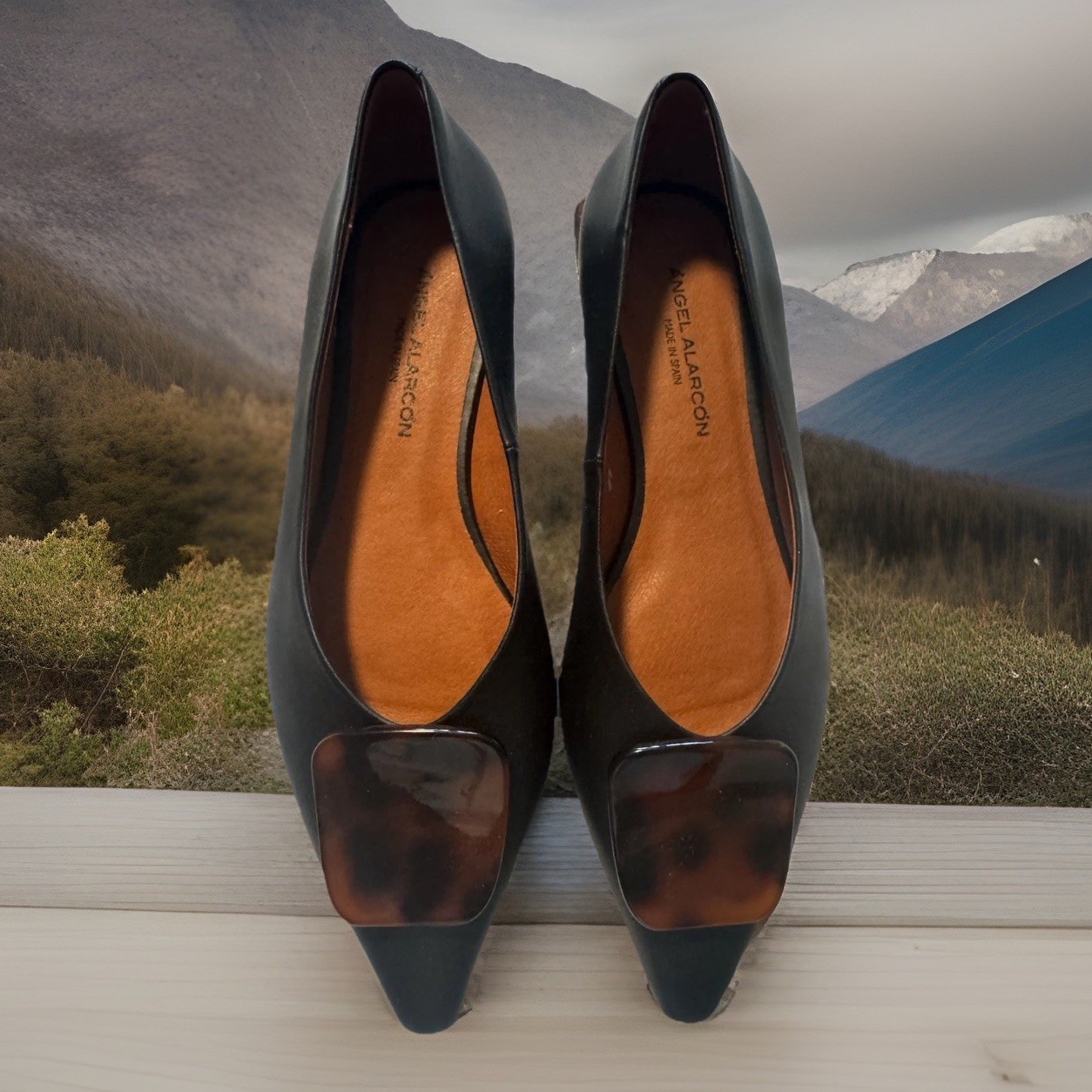 New Women Made In Spain Angel Alarcon Black Leather Almond Toe Shoes , Sz. 8; 9