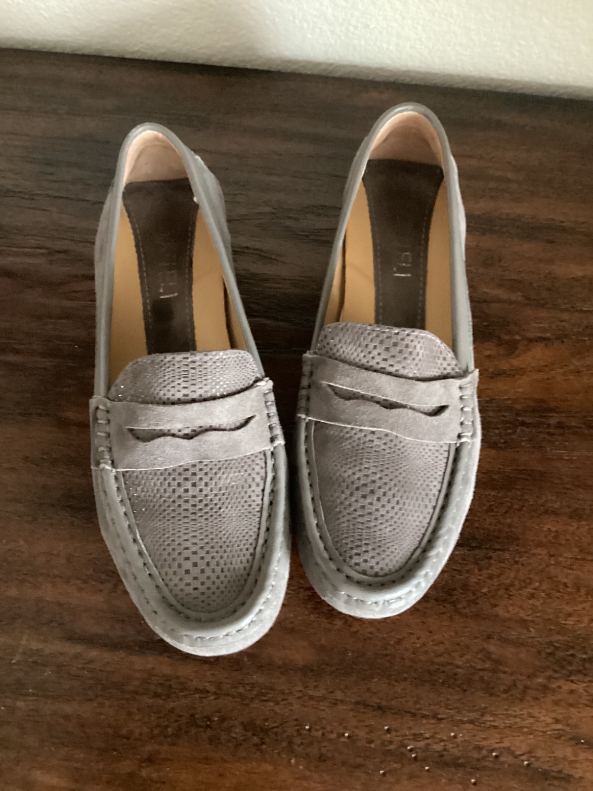 Vaneli Penny Loafer Flats size 6
