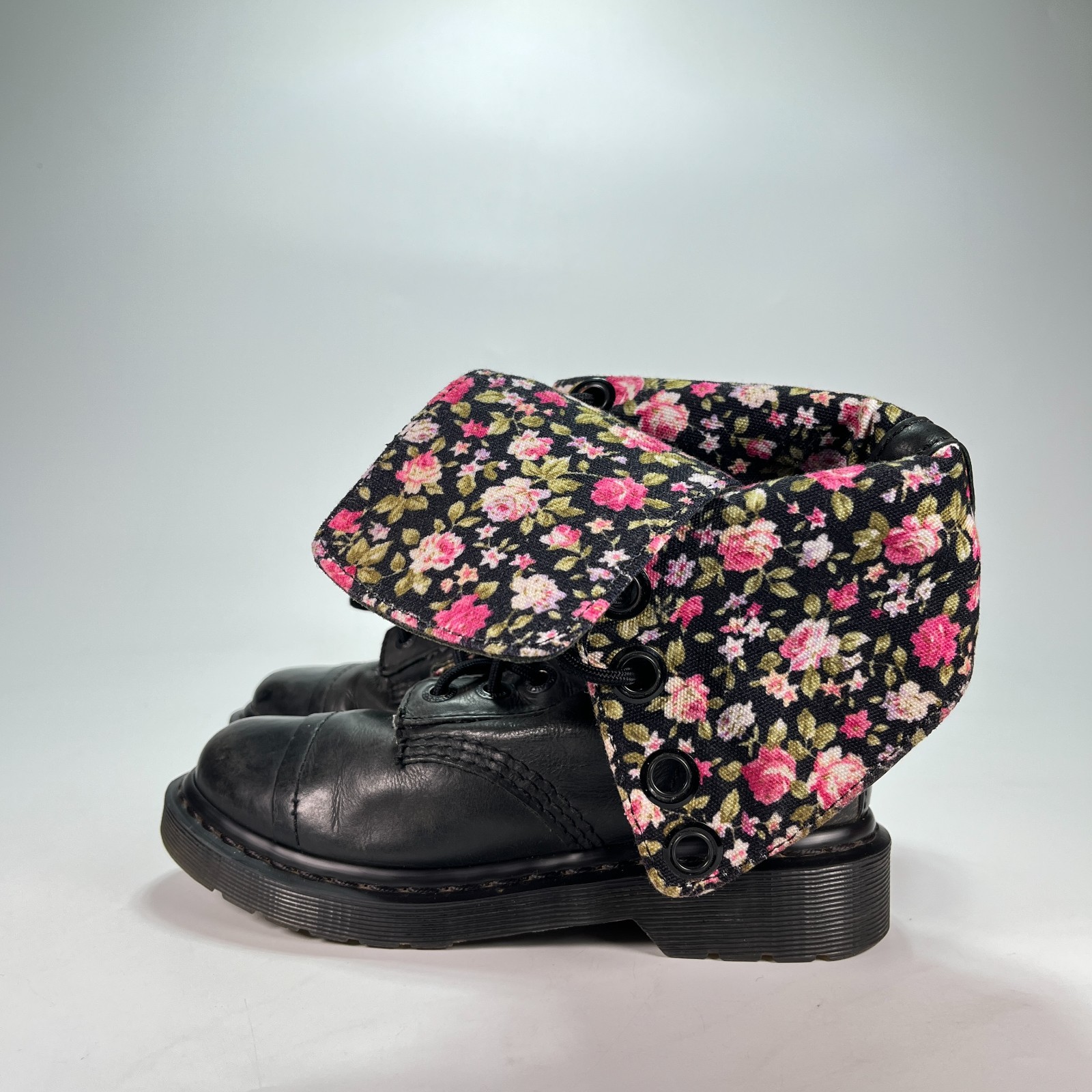 Dr. Martens Triumph 1914 Black Floral Leather Fold Down Tall Boots Womens Size 7