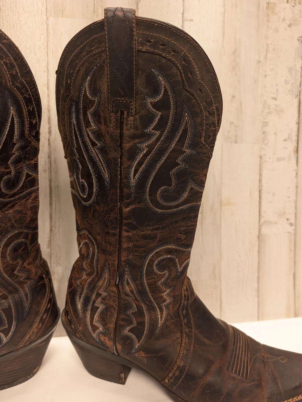 Ariat AT4 women sz 8B brown snip toe leather western boots