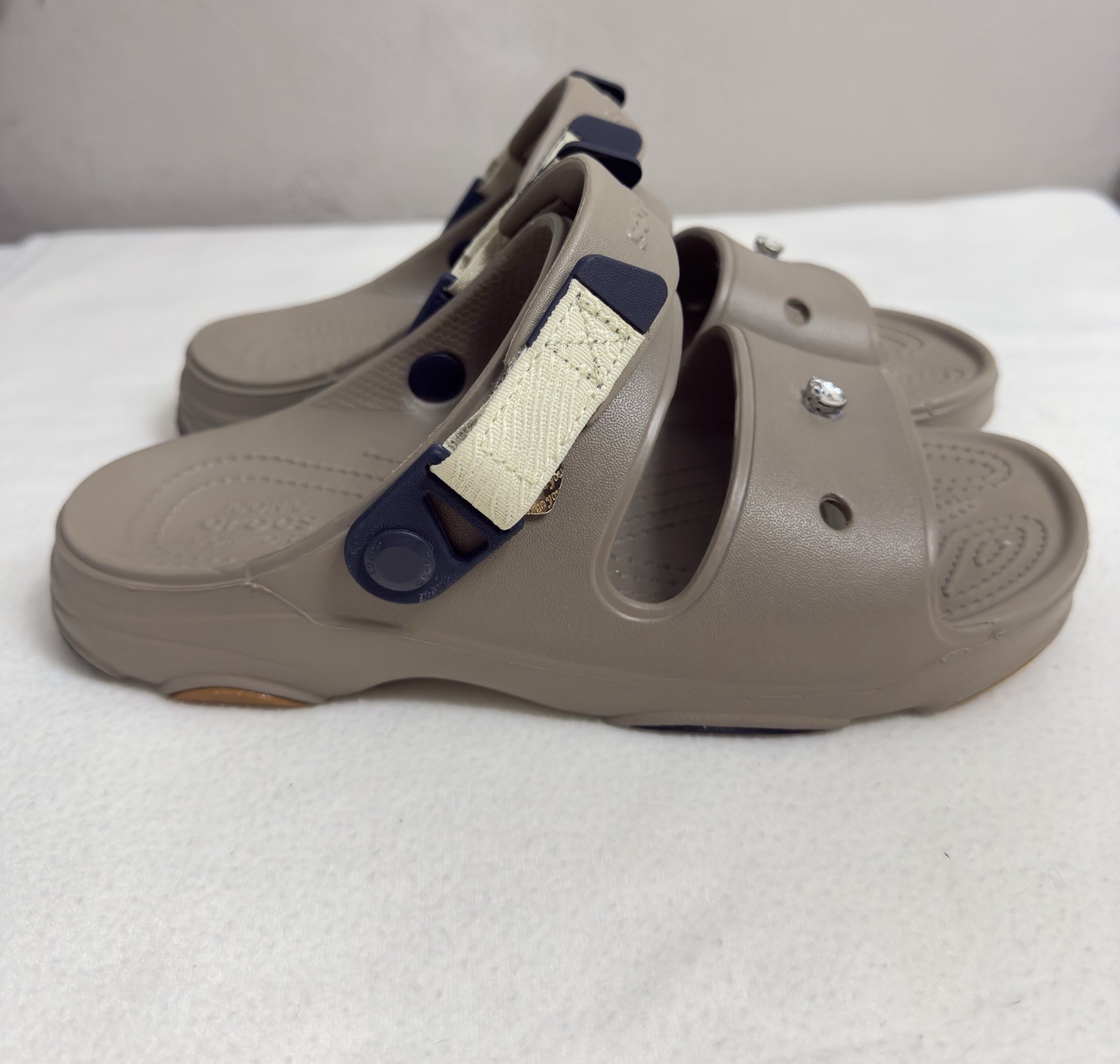 NWT Crocs All Terrain Sandal Taupe Beige Gold Jibbitz Charms Size W9 M7