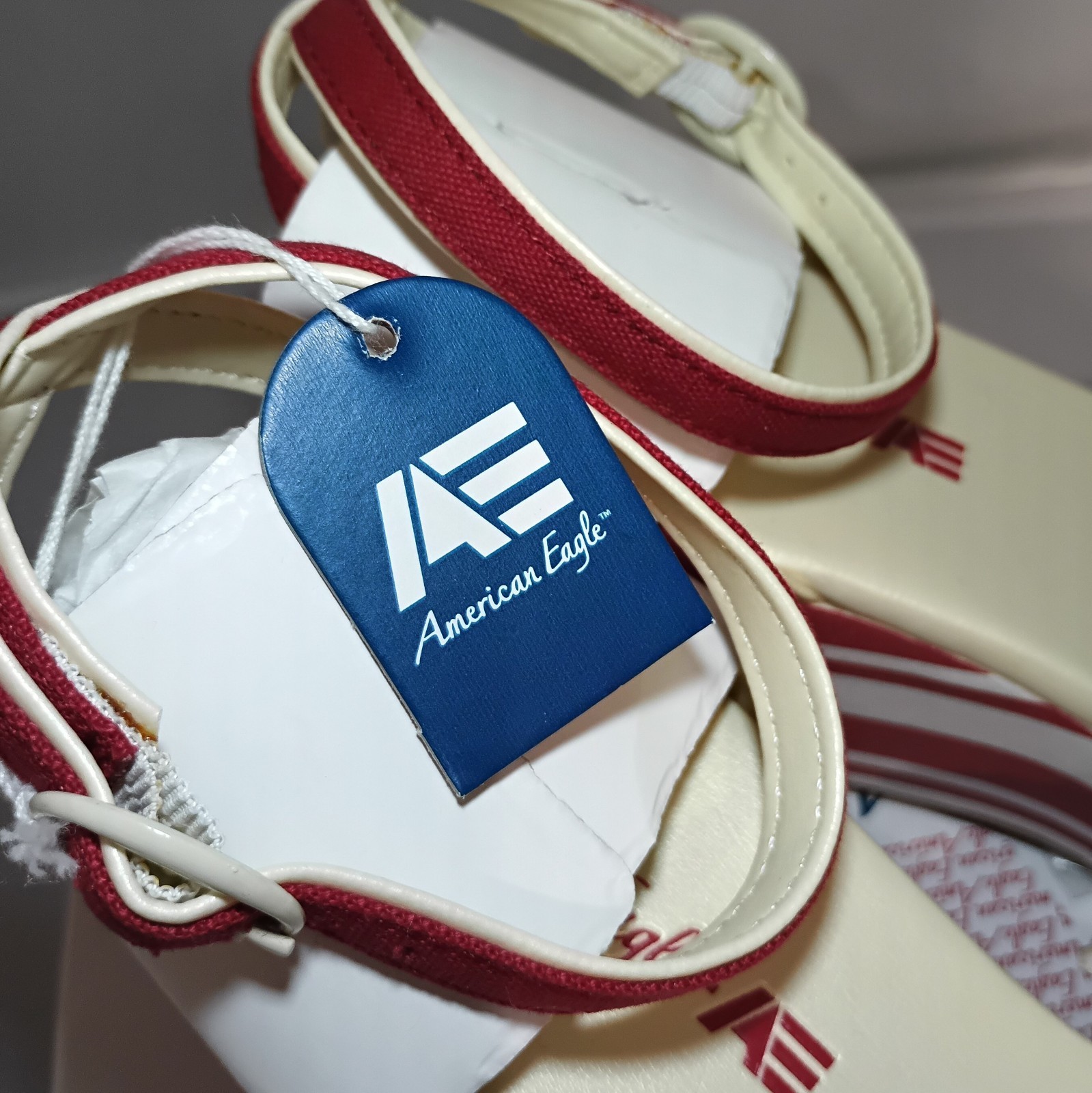 American Eagle 8 M Red White Sasha Eva Wedge Heel Stripe Strappy Shoe Summer