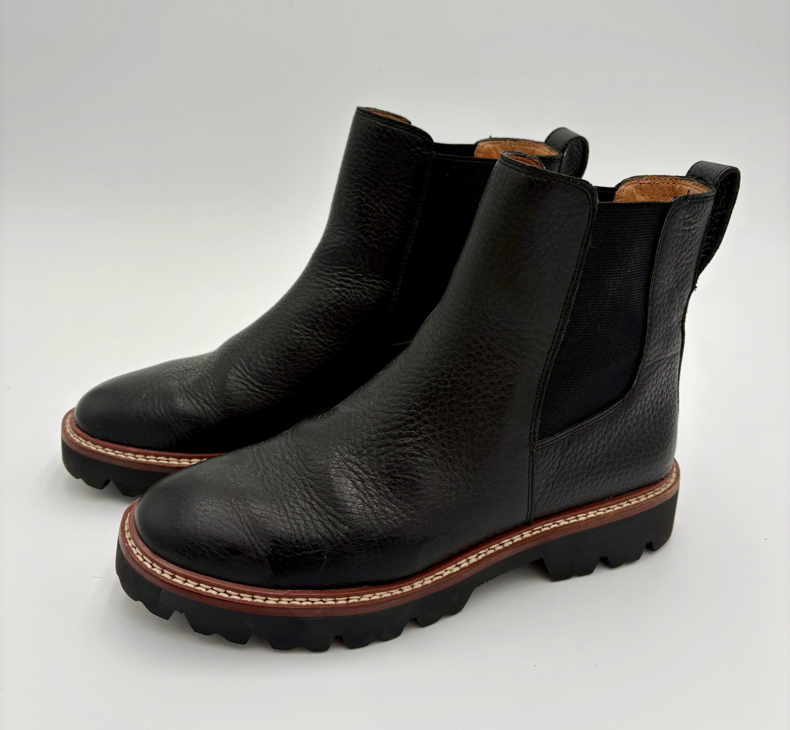Madewell Citywalk Lugsole Chelsea Boots Black Leather Women’s 8.5 EUC Sold Out