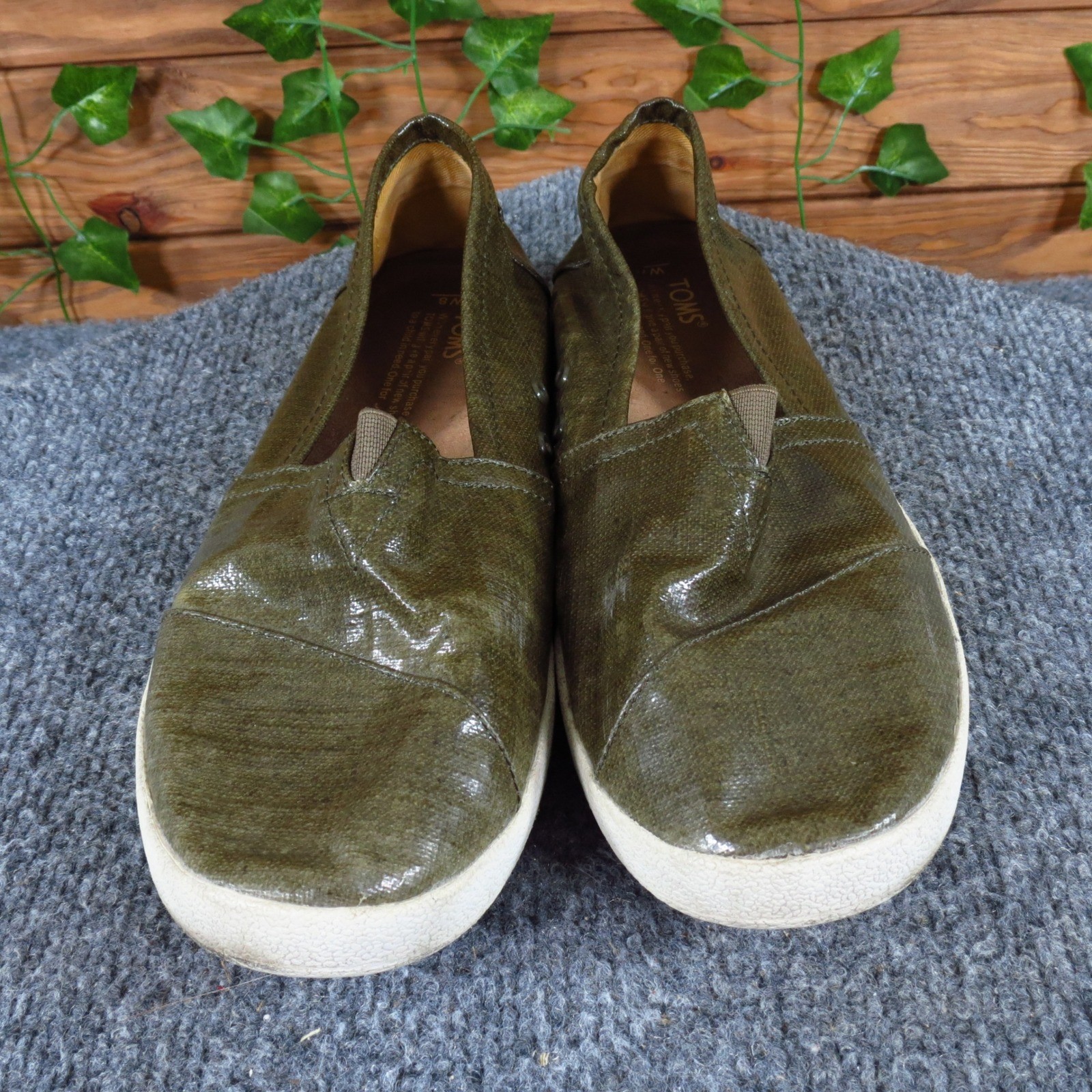 TOMS Avalon Women Casual Slip On Sneaker Size 8 Daily Wear Olive Waxed Canvas