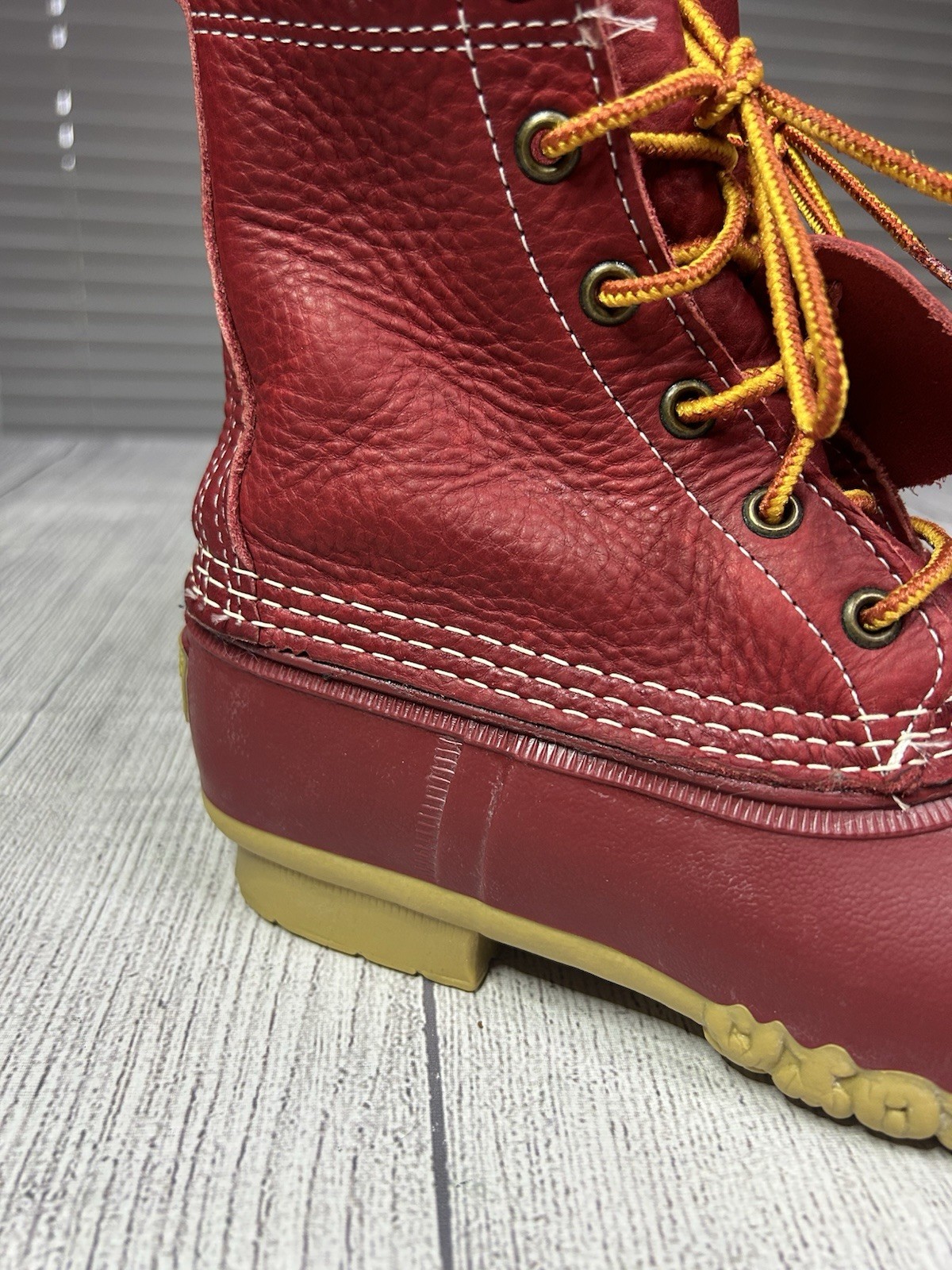 LL Bean Womens Limited Edition Red Leather Duck Boots Size 6 M USA Maine