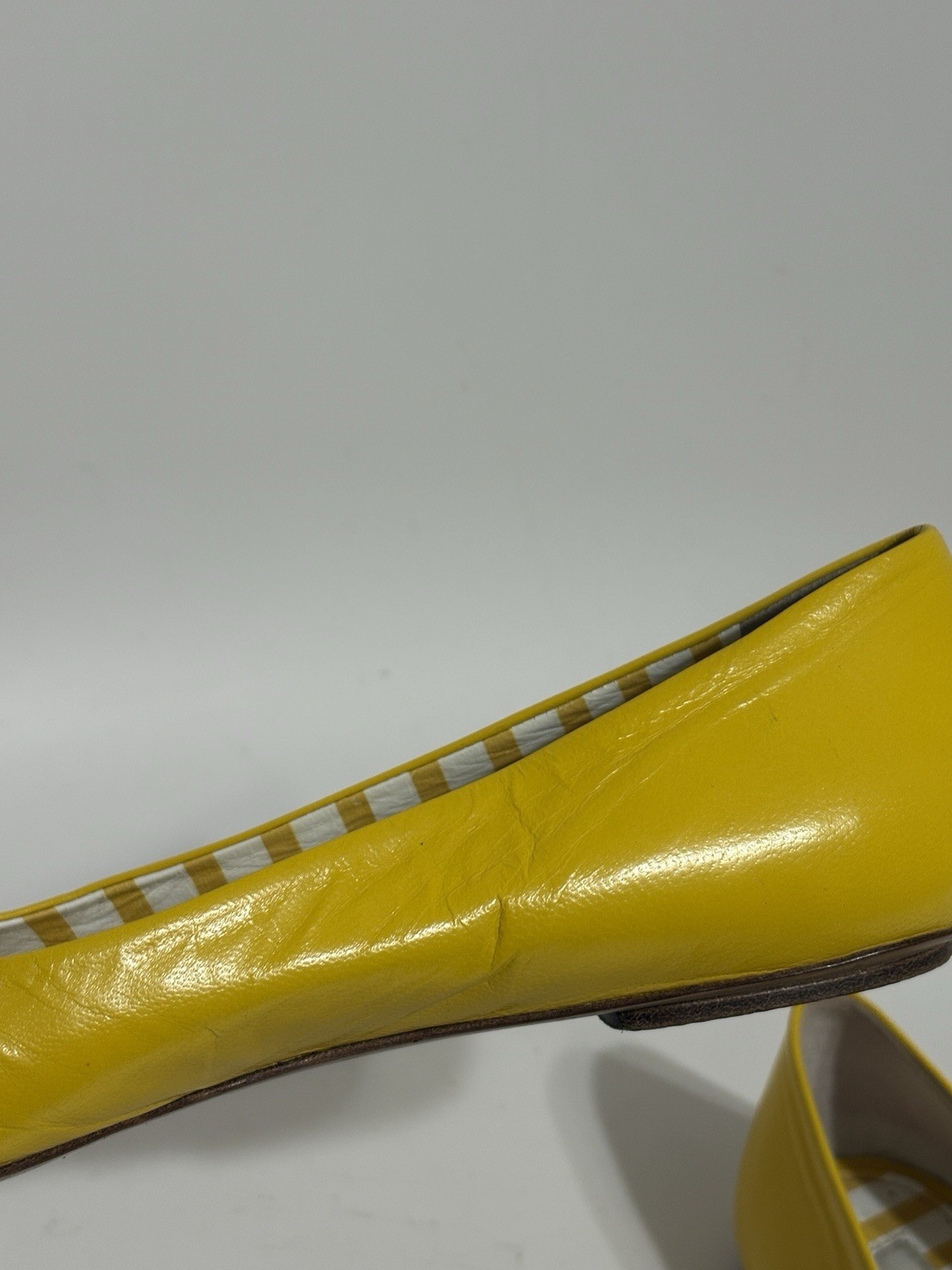 Vtg Moschino AW2014 Yellow M Logo Ballet Flats 35.5
