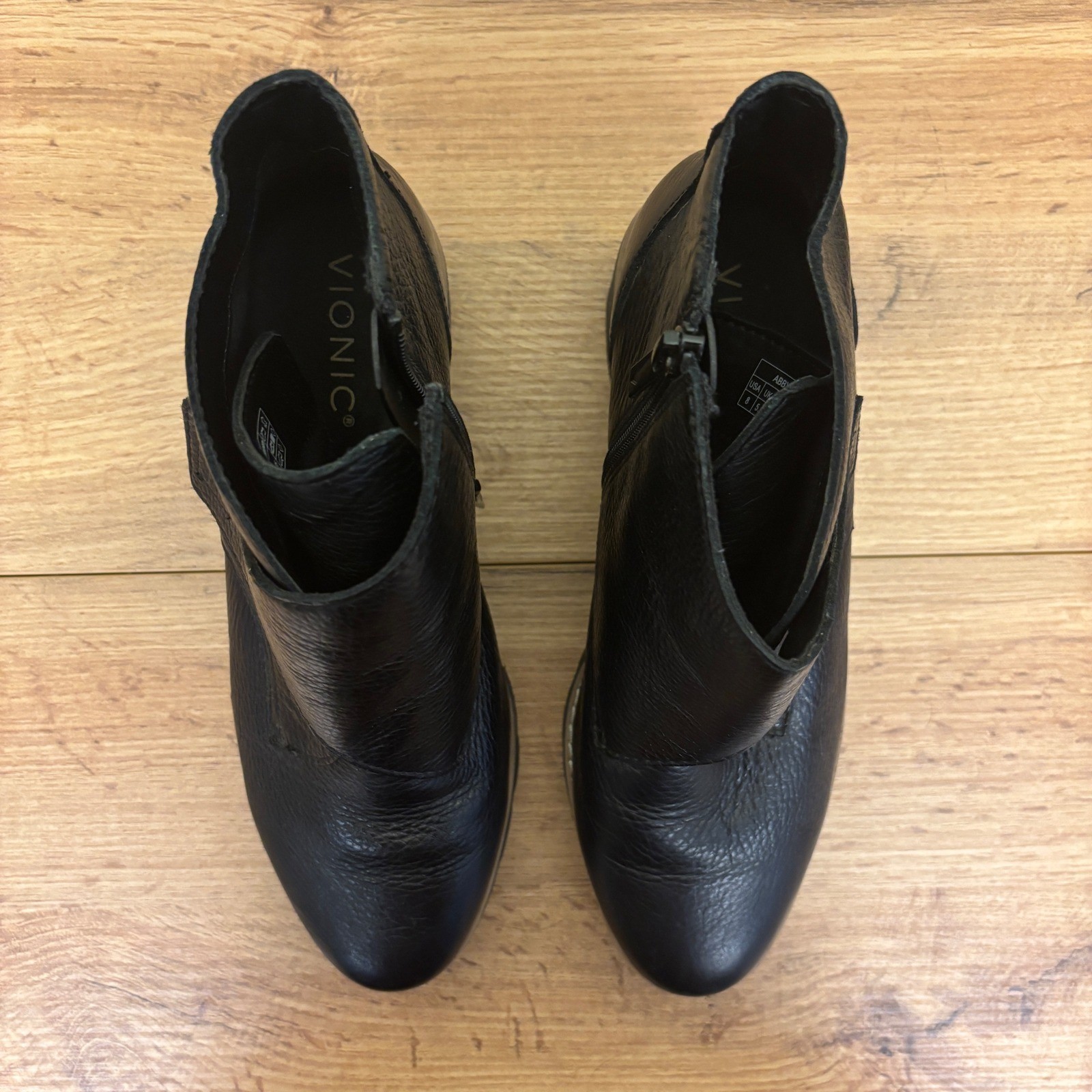VIONIC Abby Ankle Wedge Bootie Black Women Size 8 Casual Workwear Everyday