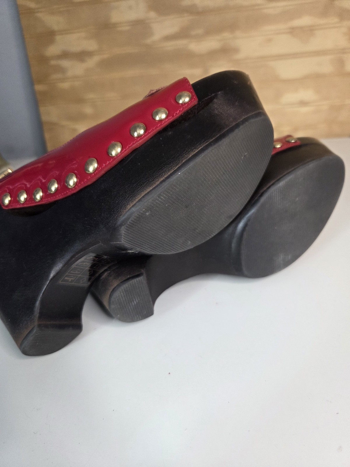 Michael Kors Red Patent Leather Platform Wedge Sandals Gold MK Logo Studded 8.5M