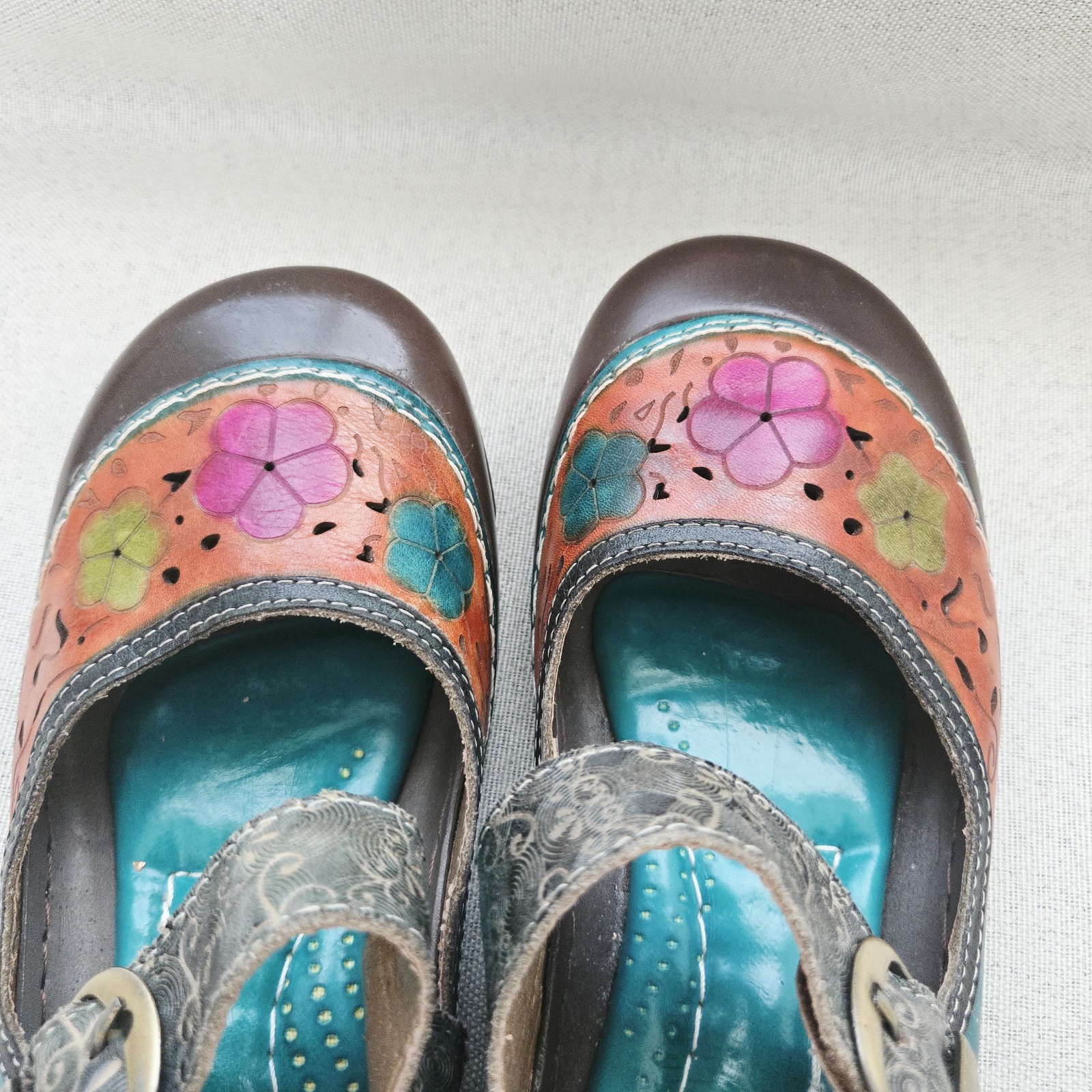 L’Artiste Spring Step Mary Jane Sandals Women’s 39 Multicolor Dexter Flats – EUC