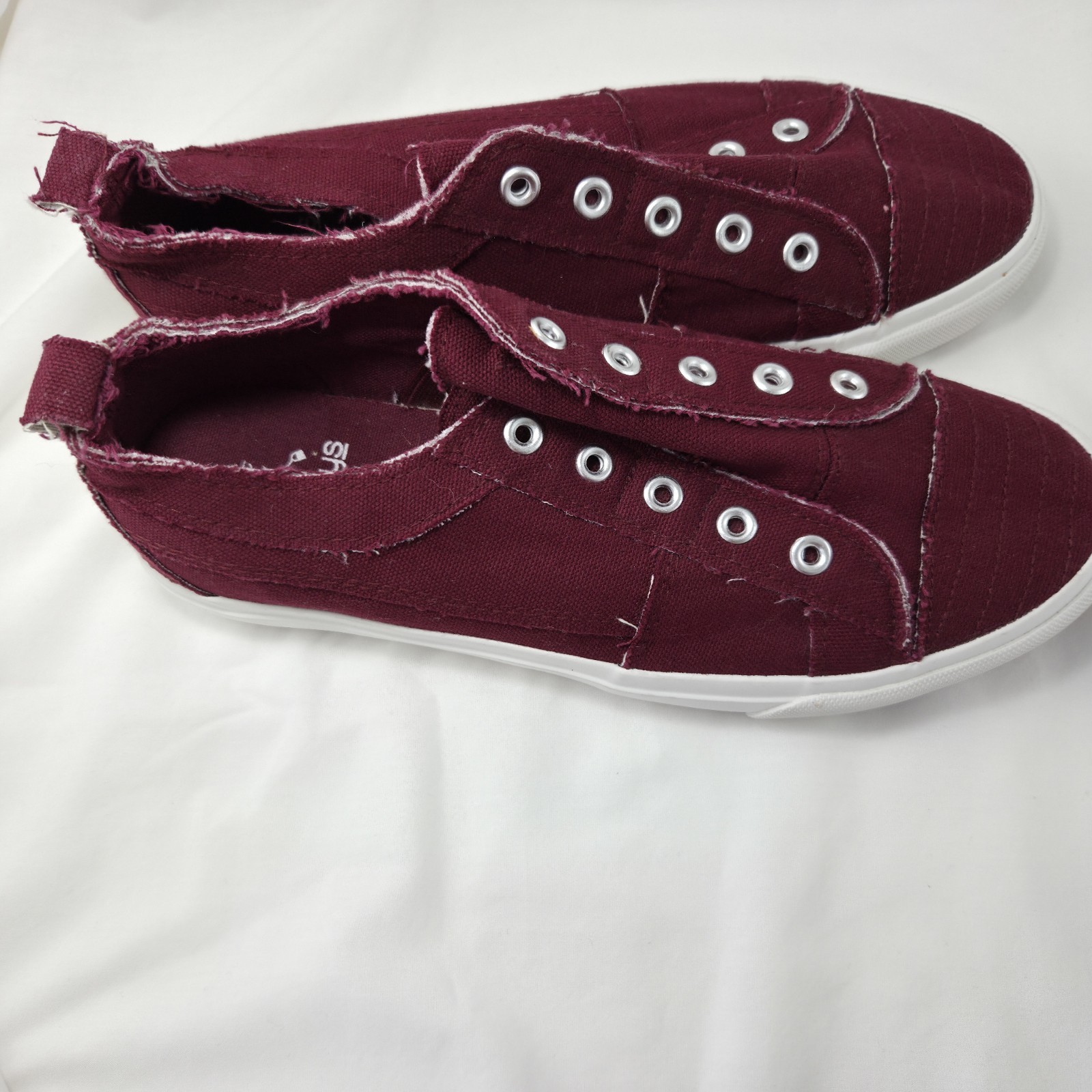 Corkys Babalu Womens Size 8 Burgundy Distressed Laceless Canvas Slip On Loafers