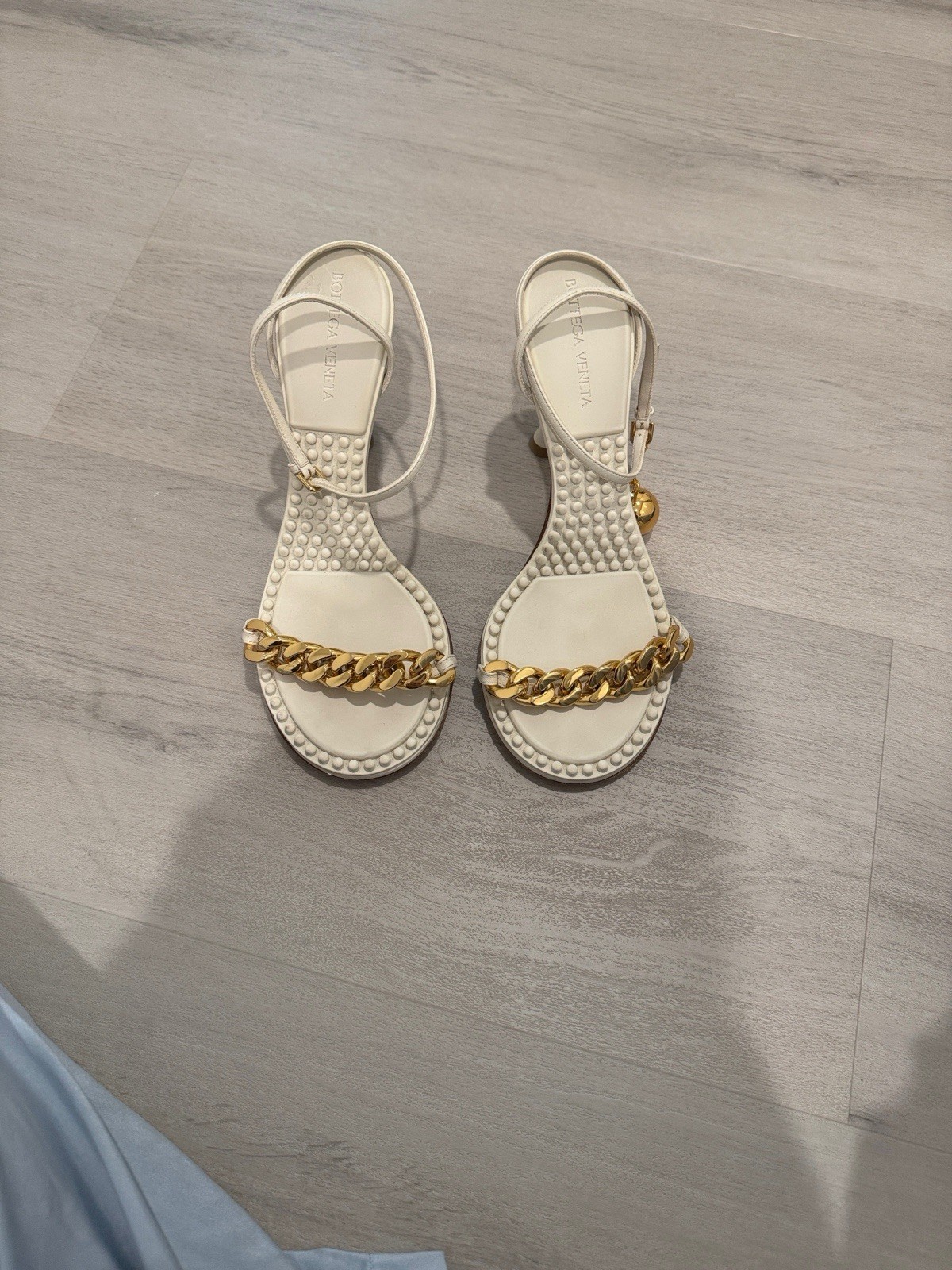 Bottega Veneta Cream and Gold Chain Sandals (38)