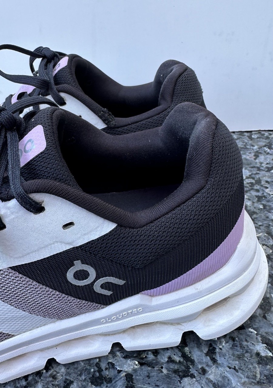 On Running Cloudrunner White Heron Shoes Women’s US 8.5 Grey Lavender Athletic