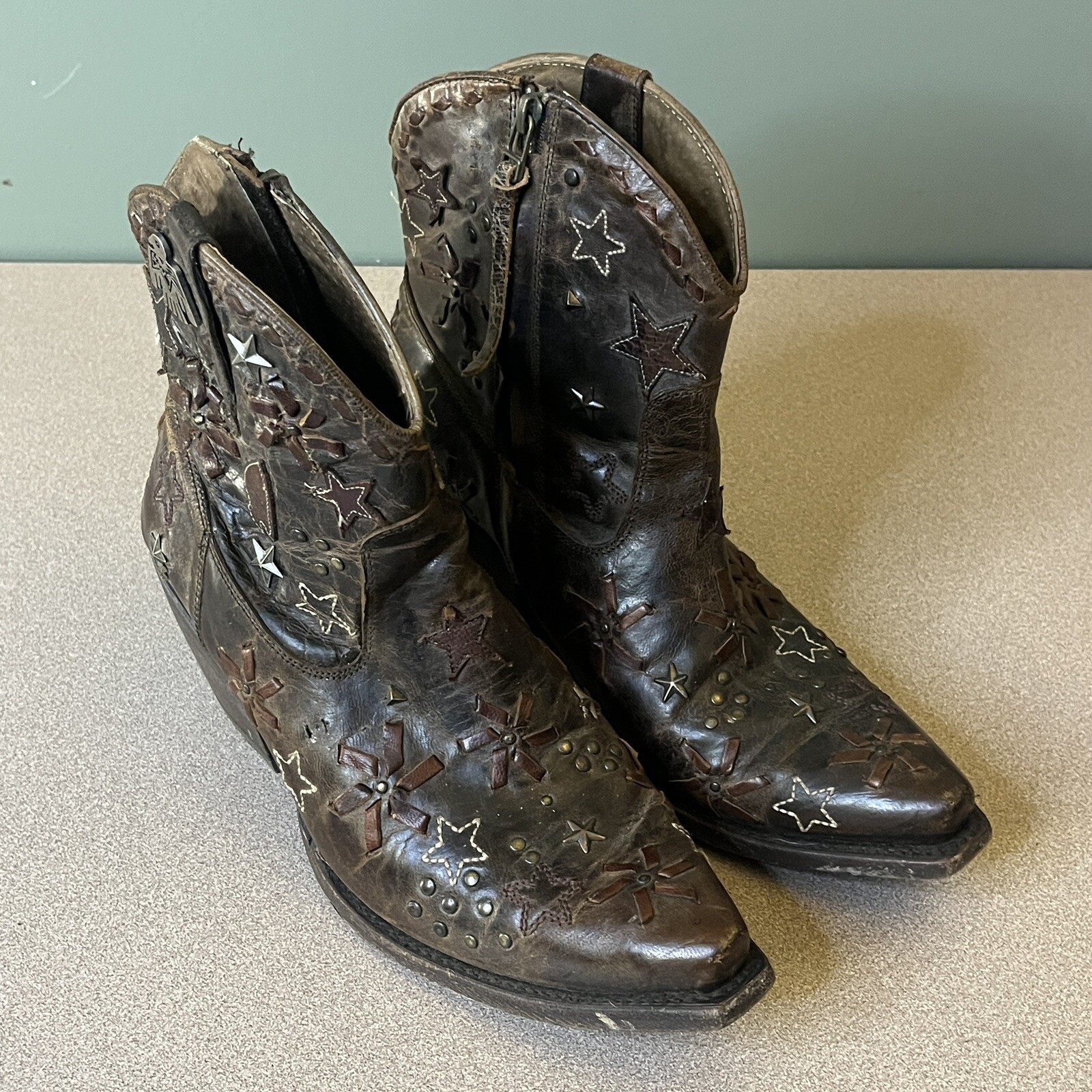 Ariat Starla Western Boot ATS Technology Premium Leather Star Embroidery & Studs