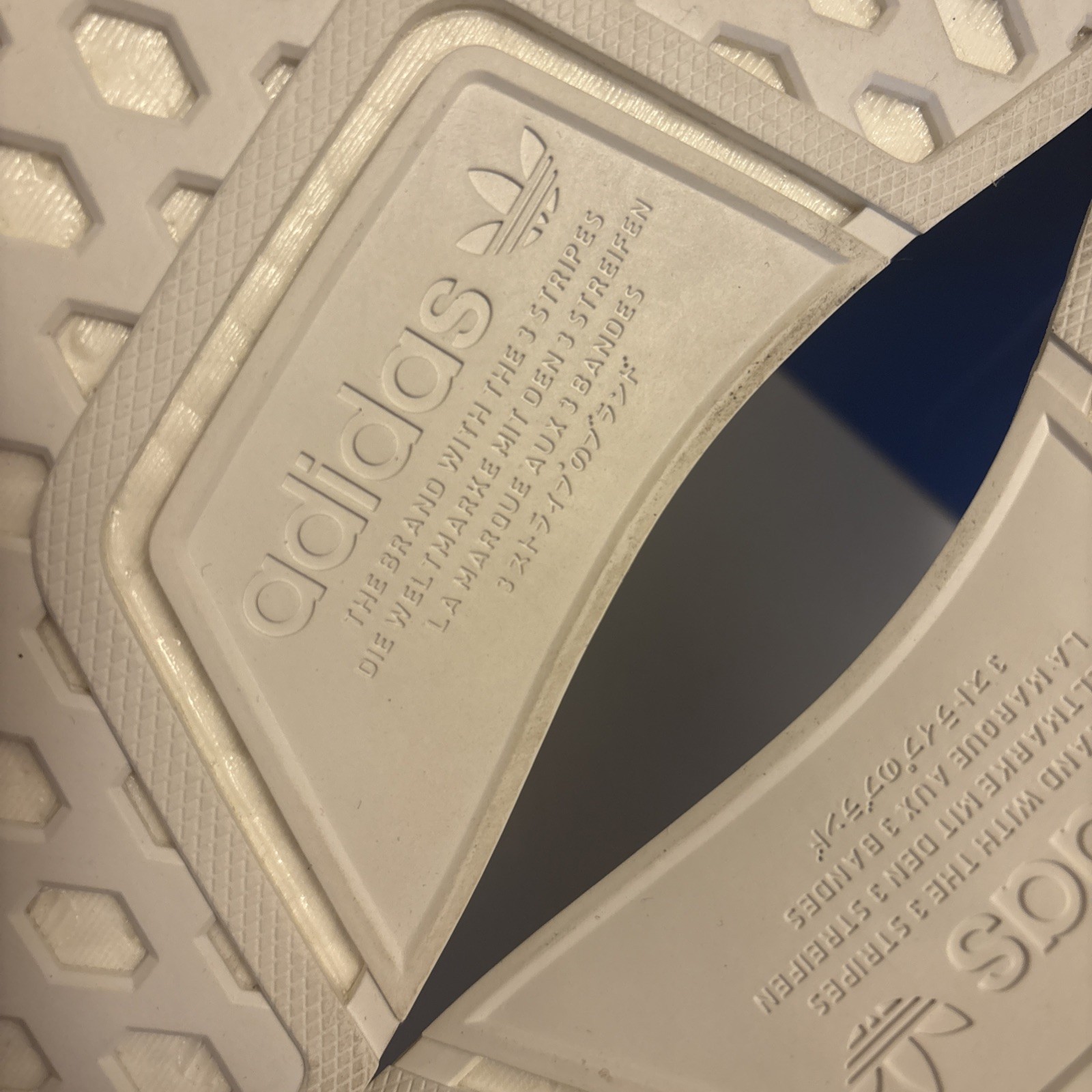 adidas NMD_R1 White Women Sneakers GW5699, Size 9 NO BOX – NEW