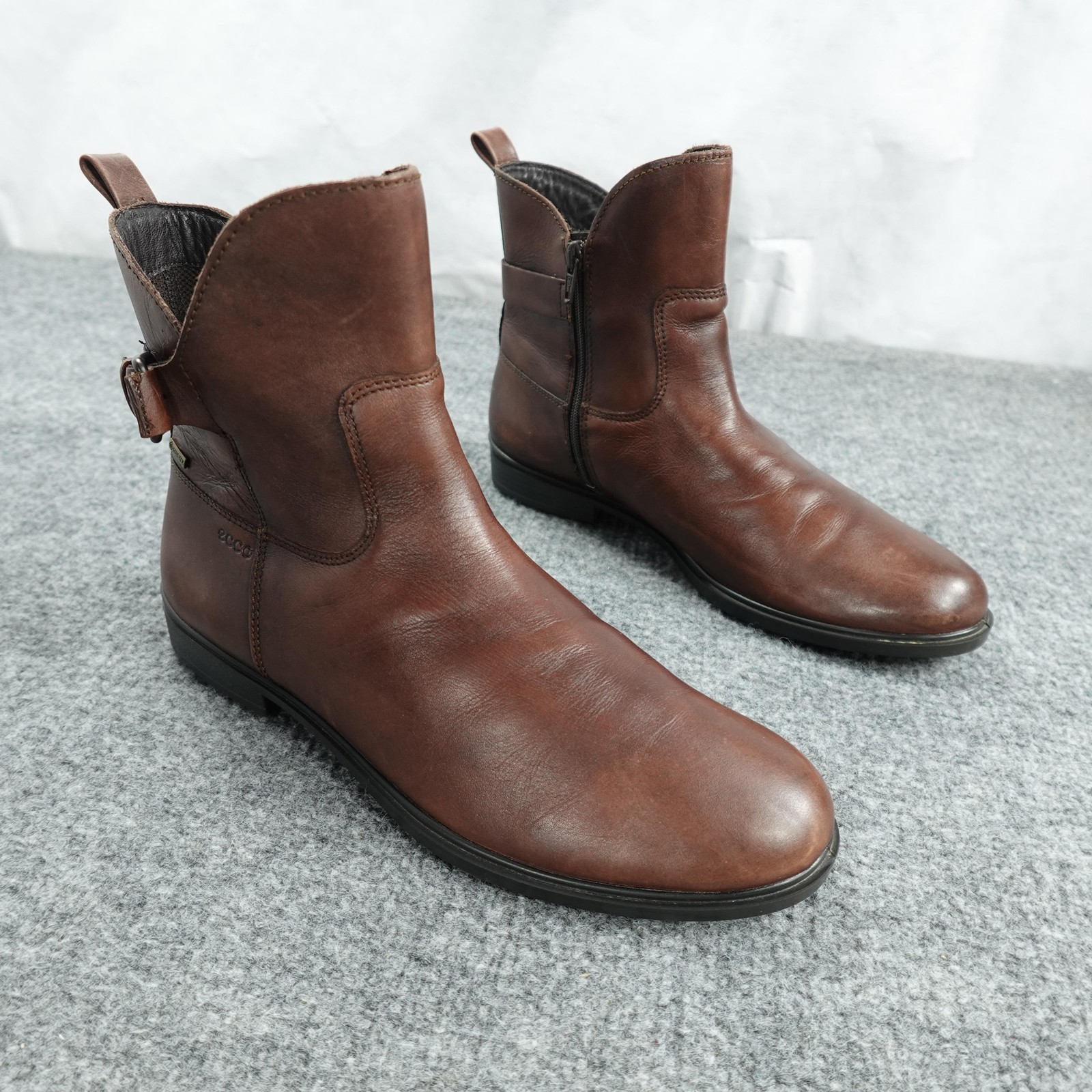 ECCO Exostrike Boots Womens Size 11 Brown Leather Waterproof Ankle