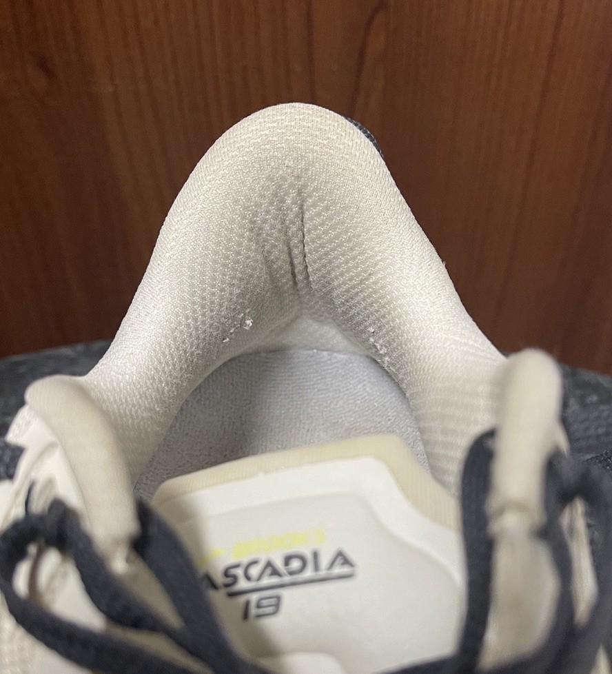 Brooks Cascadia 19 Women’s Trail Running Shoes Size 7.5 (B) Medium Width