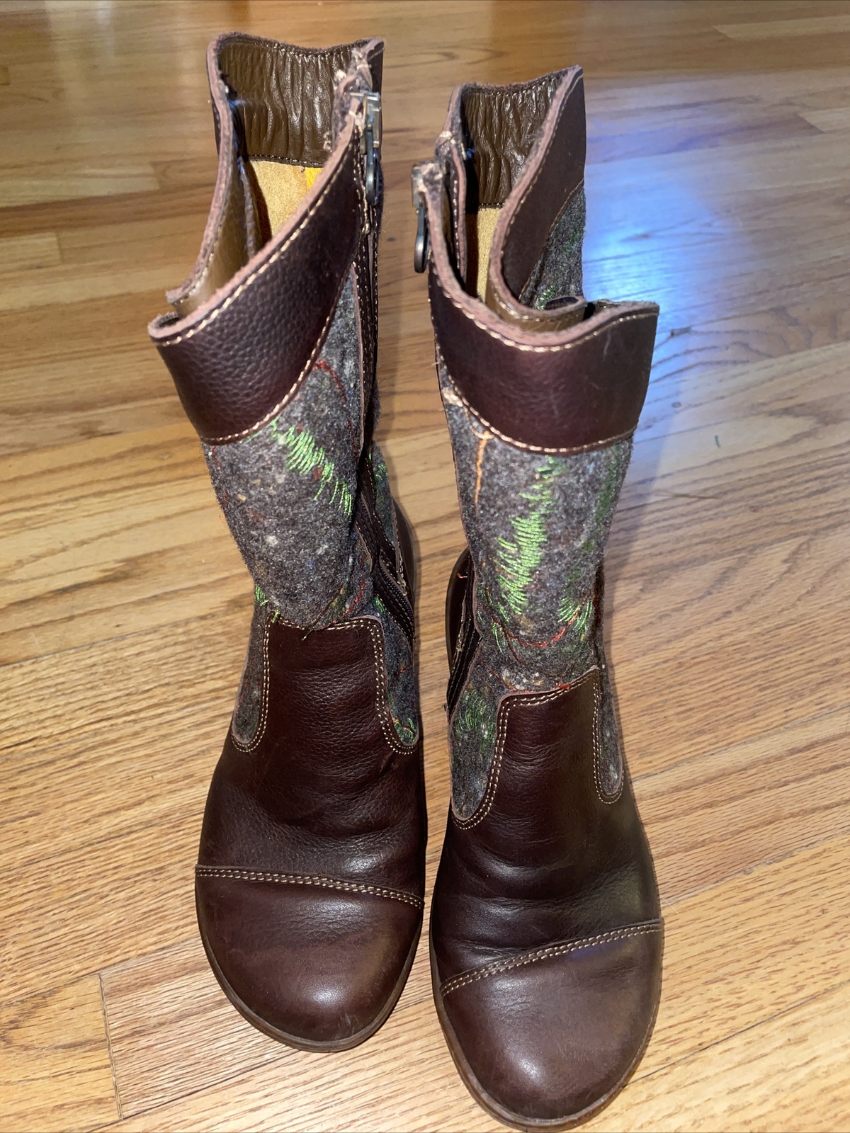 THE ART COMPANY BOOTS STYLE 779 BROWN LEATHER AND WOOL FELT UPPER SZ 38 US 8 EUC